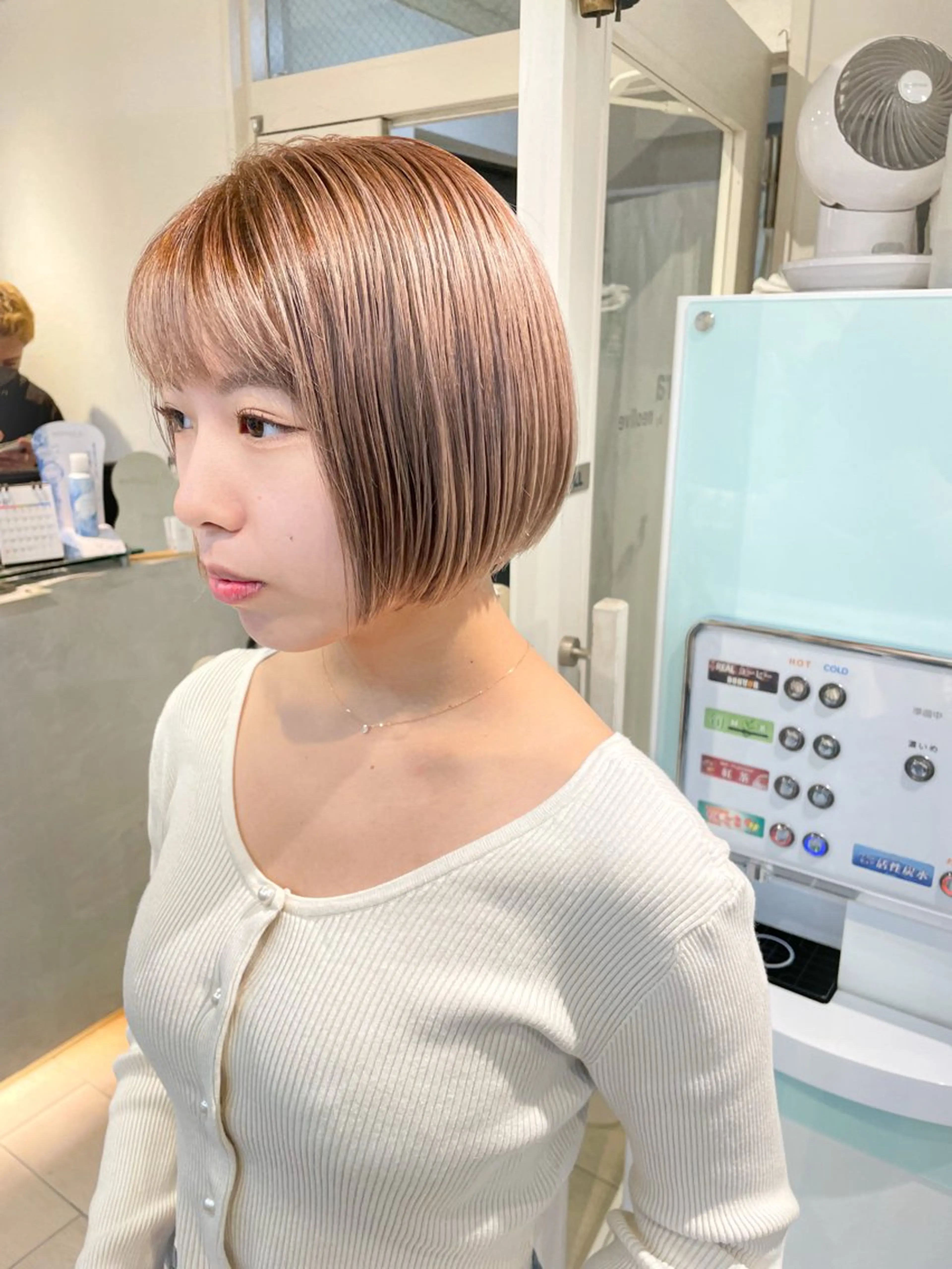 ショート カラー ベージュカラー 透明感カラー 韓国風カラー ラベンダーカラー ラベンダーピンク ヘアカラー 樋口　将輝 カラーモデル募集中のヘアスタイル