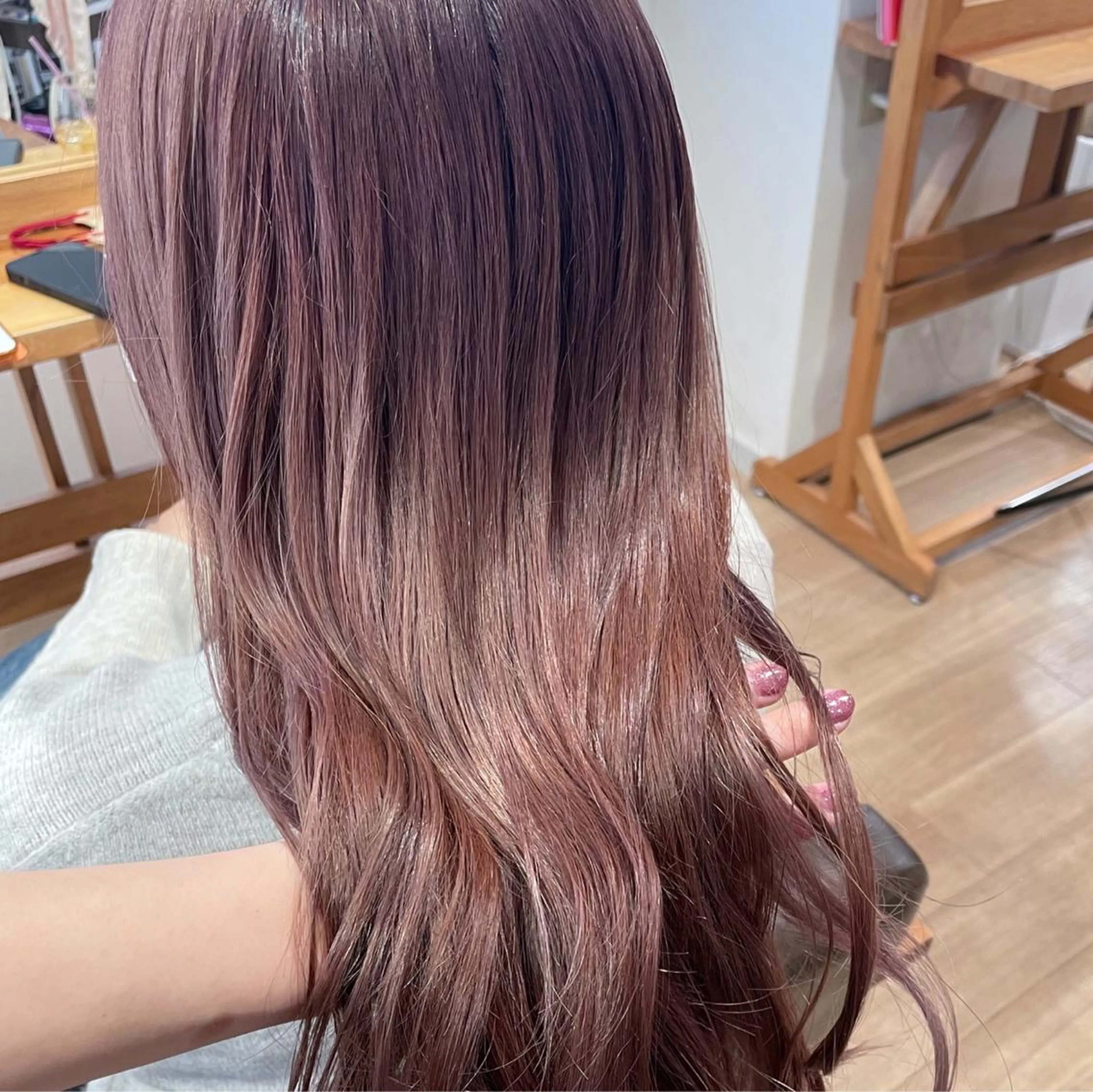 セミロング カラー ブリーチ ピンクカラー トリートメント カット ヘアカラー トリートメント なつき/艶ピンク/ girly hairのヘアスタイル