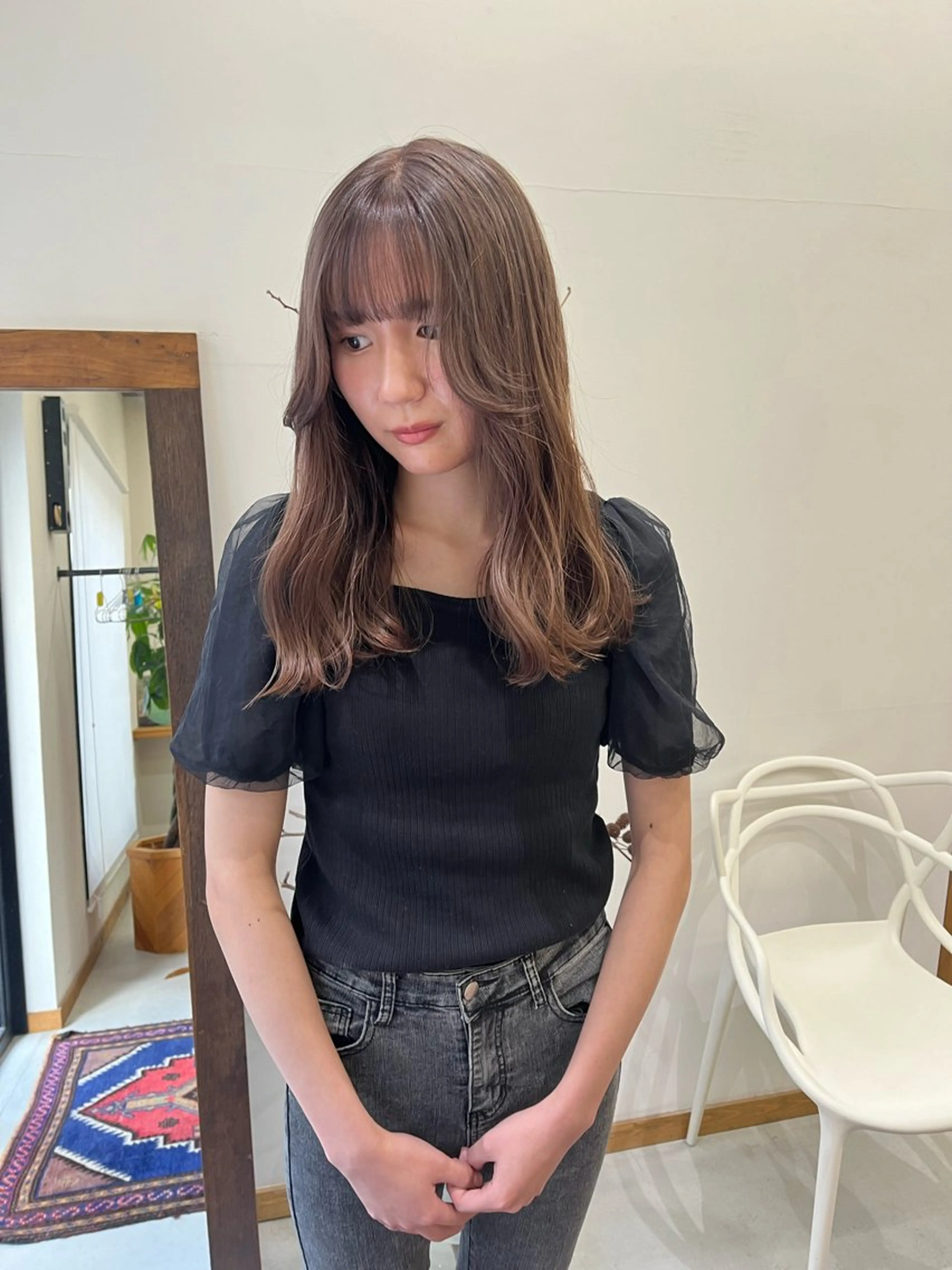 ミディアム カラー ヘアアレンジ ブリーチ グレージュ ヘアカラー トリートメント ena/ブリーチなし 暖色・ベージュ🎀のヘアスタイル
