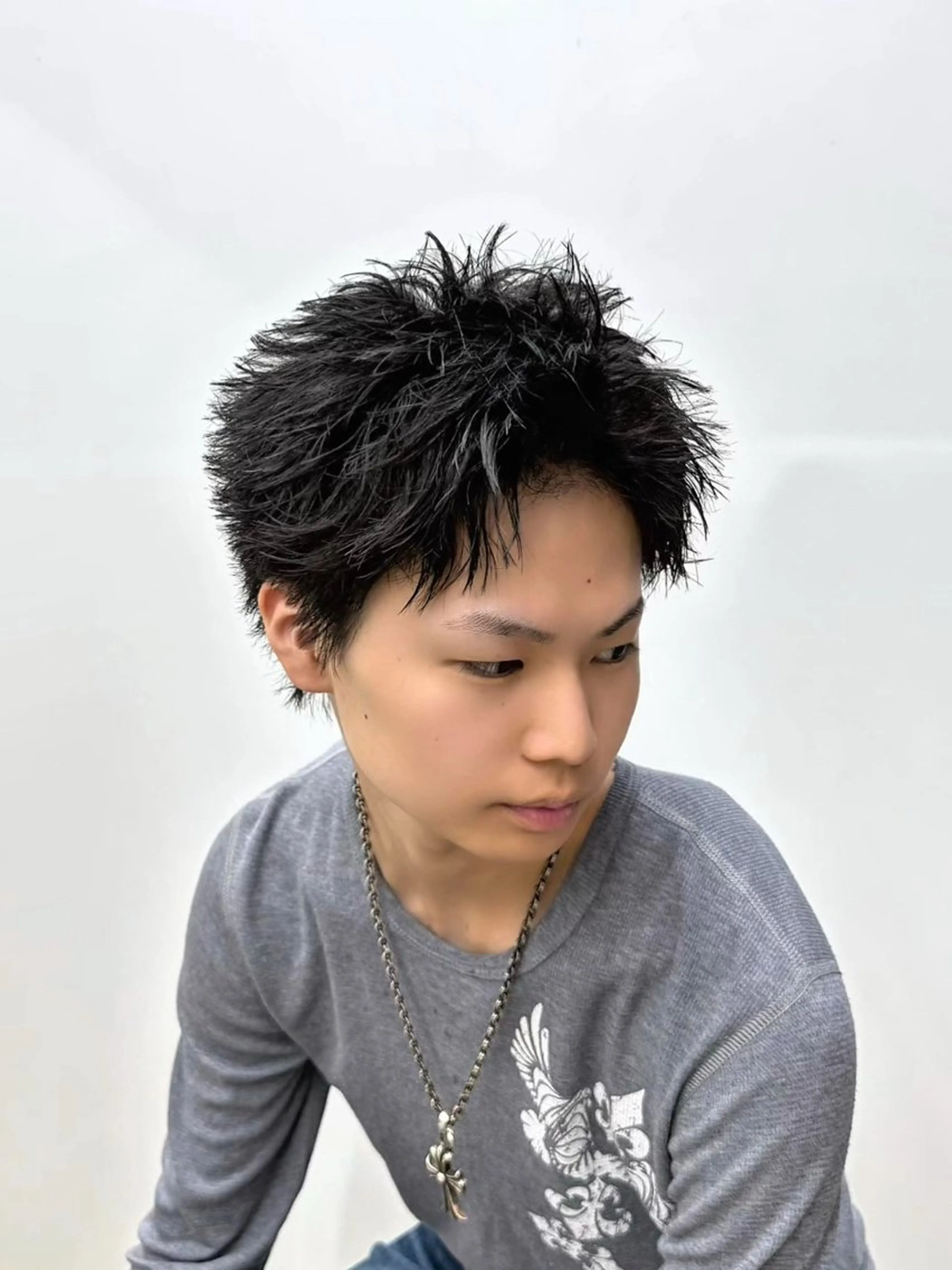メンズスパイキーショートの写真