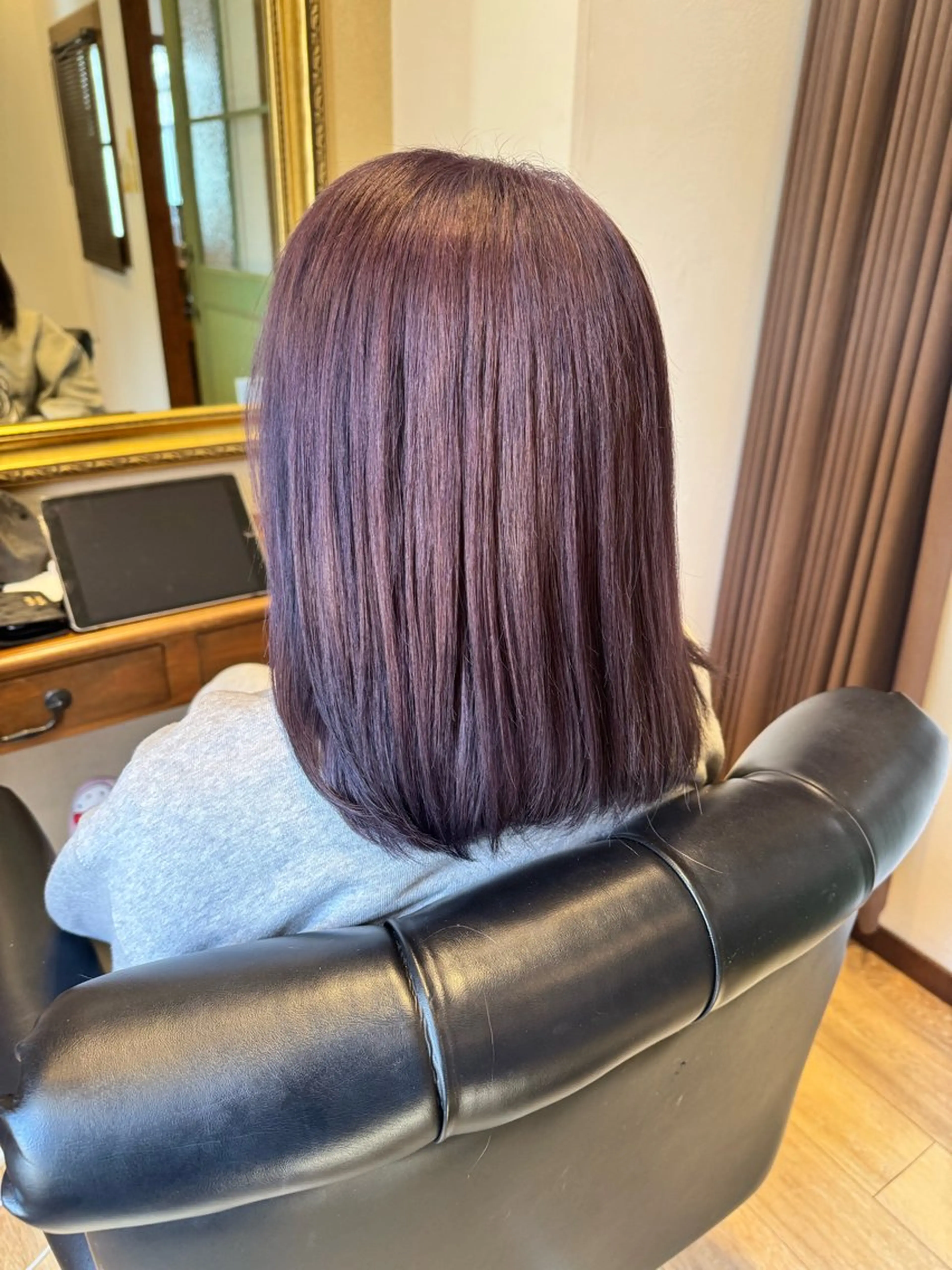 カラー ブリーチ ラベンダーカラー ヘアカラー ブランシェ神領店 稲垣 葵のヘアスタイル