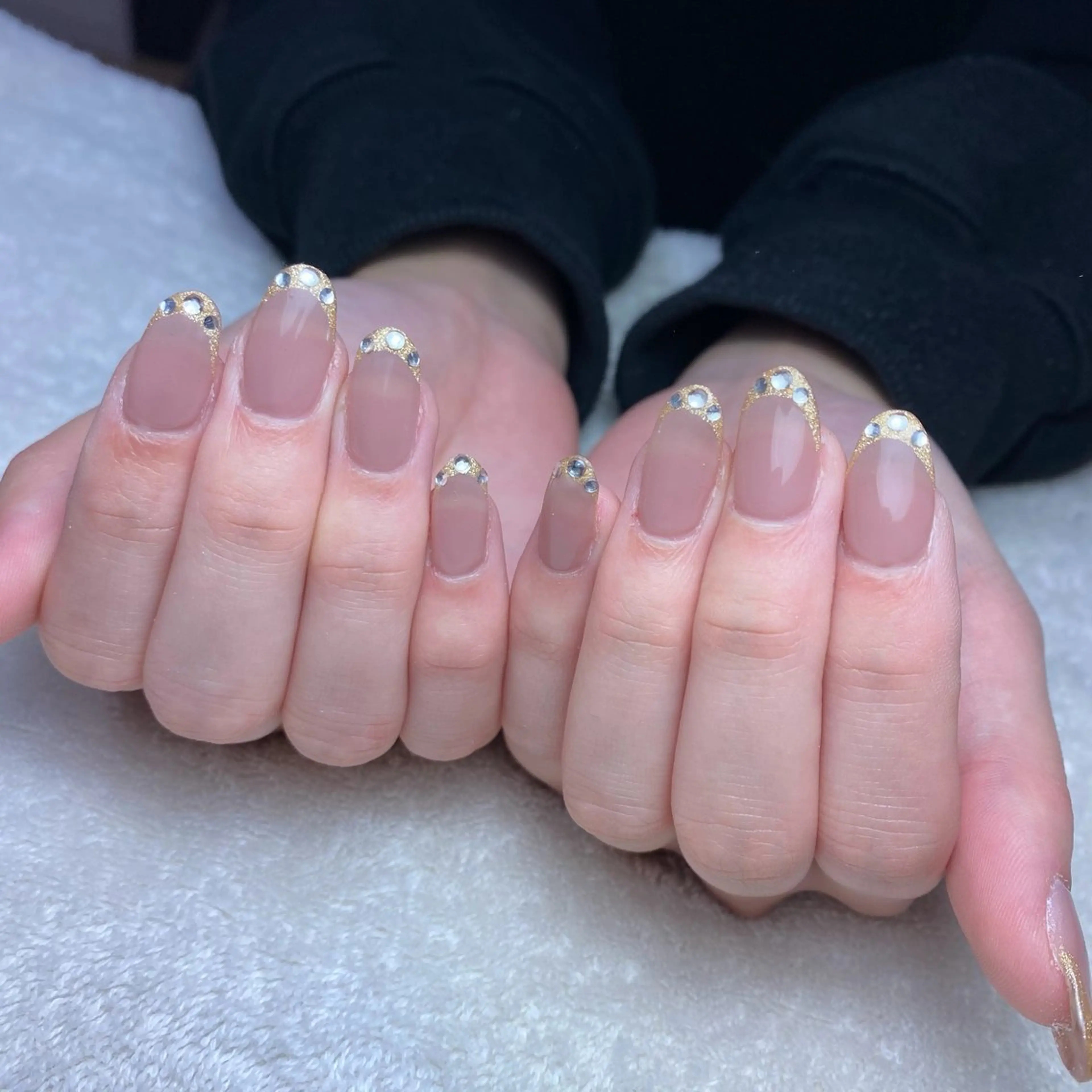 ネイル フレンチネイル キラキラネイル ハンドネイル COCO+所属・COCO +のエステ・リラクイメージ