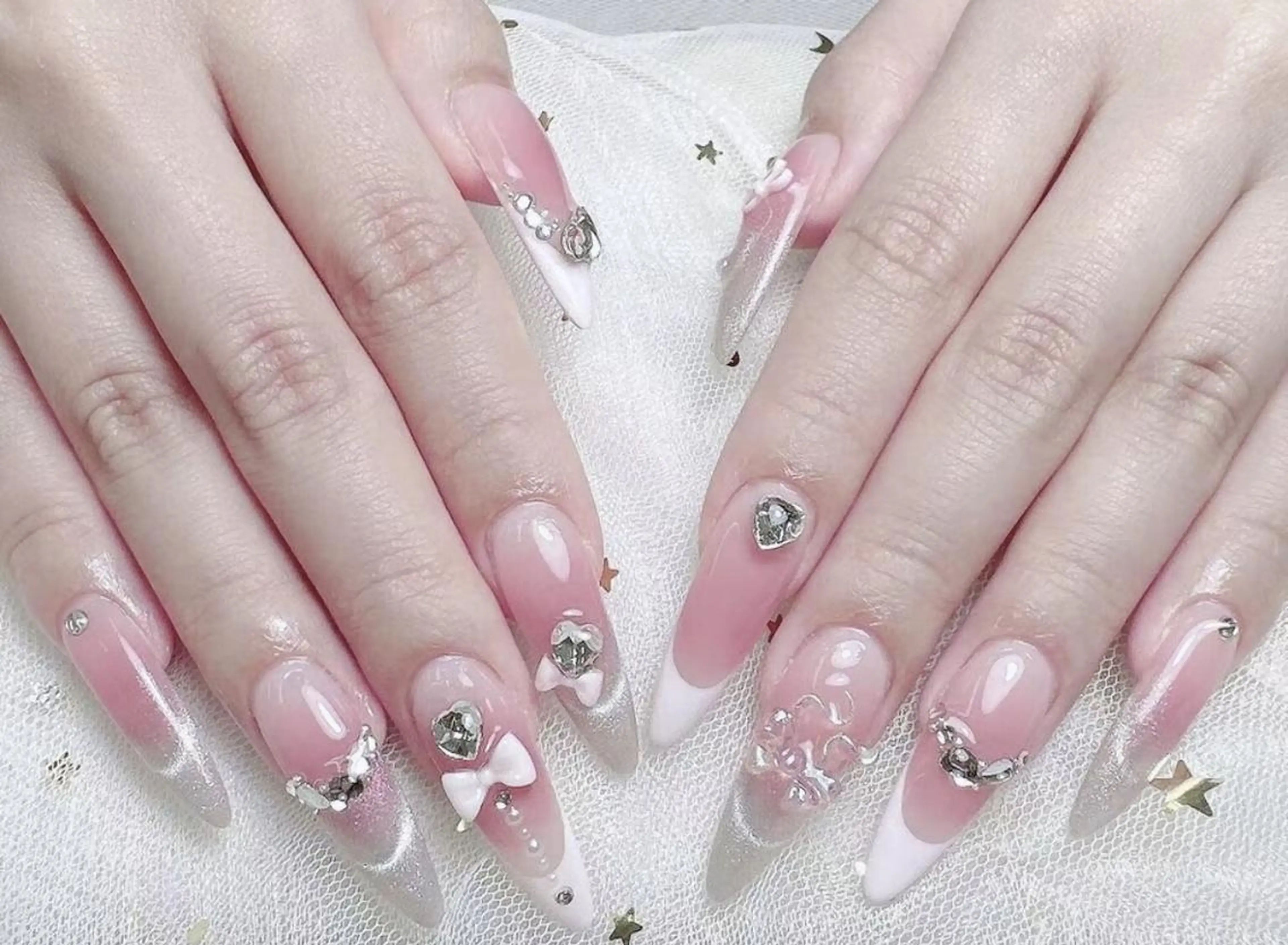 ネイル 🎀彩羽チップ 長さだし専門🎀のネイルデザイン