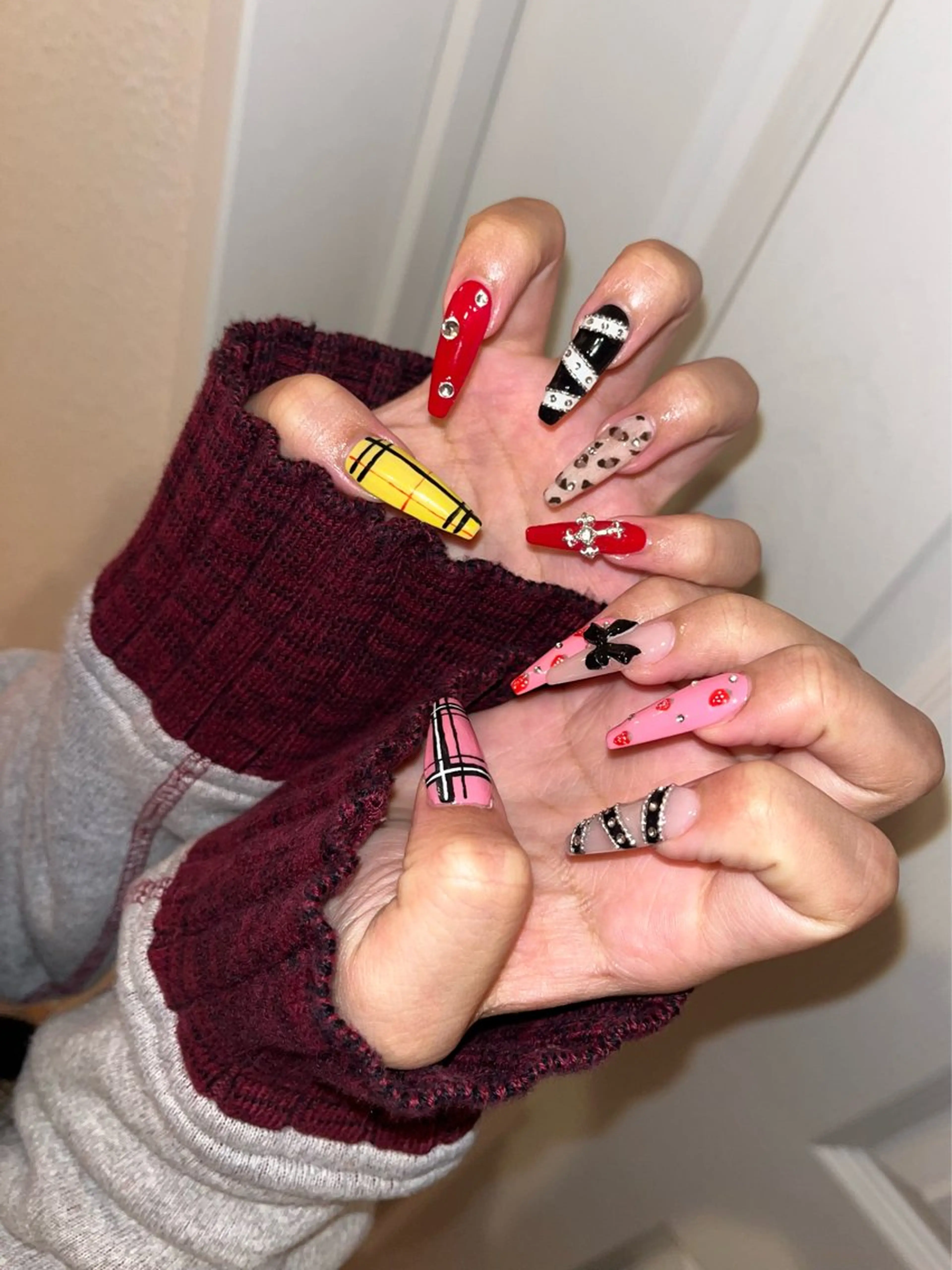 ネイル ハンドネイル 五十嵐 莉奈のネイルデザイン