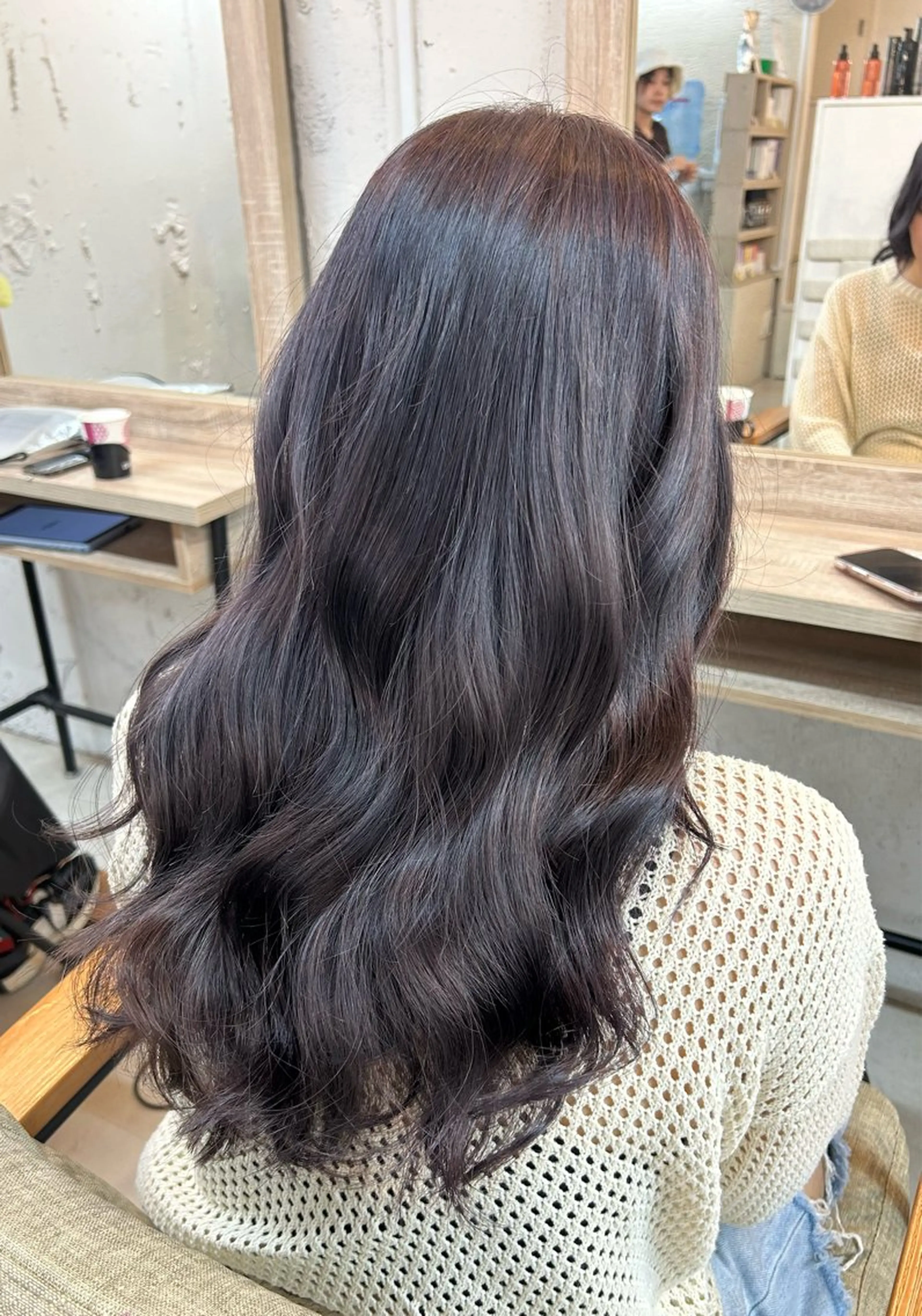 ロング カラー 透明感カラー グレージュ ラベンダーカラー ラベンダーグレージュ ラベンダーグレー 岩崎 美帆のヘアスタイル