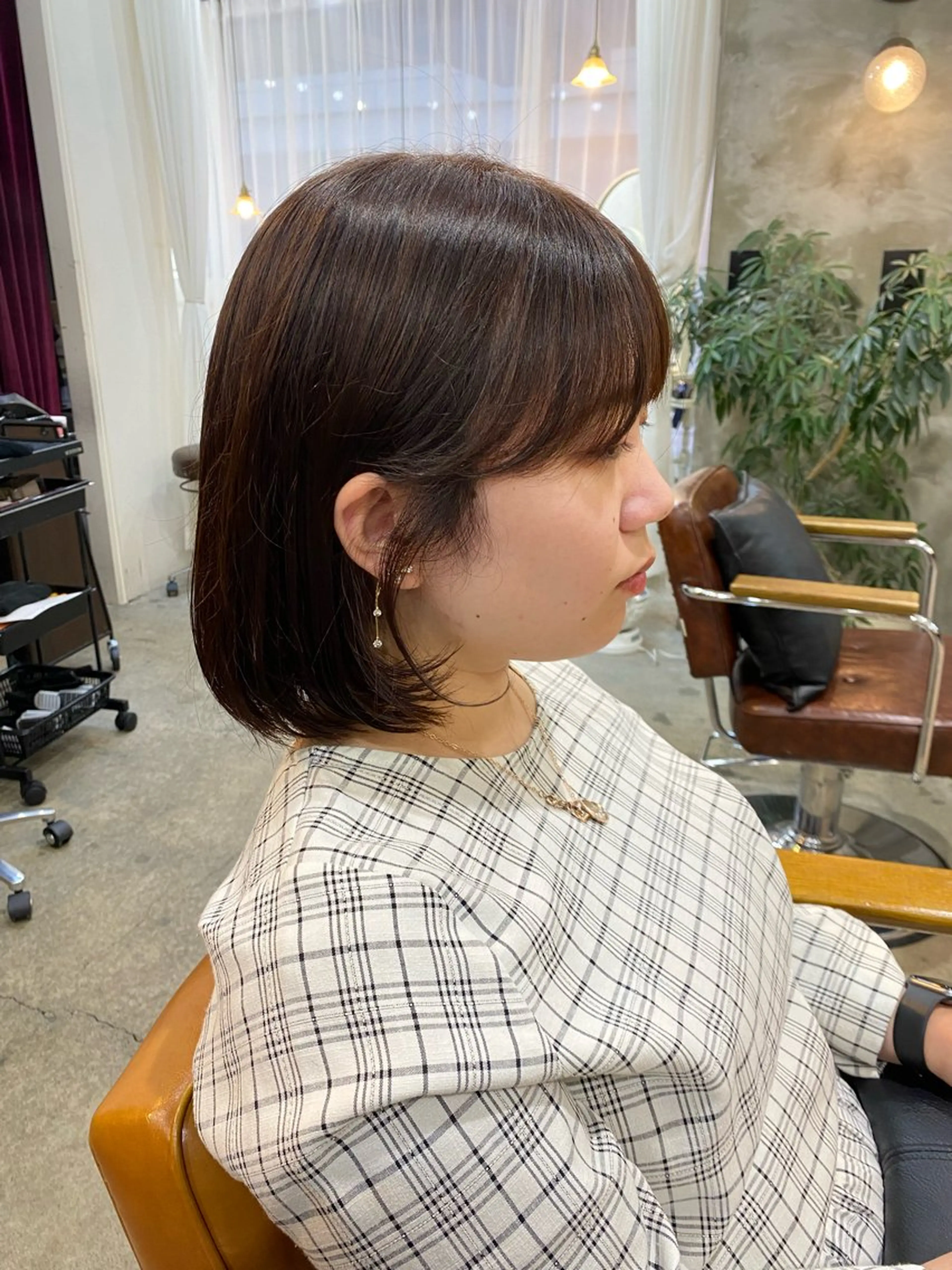 ミディアム カラー 切りっぱなしボブ ブラウンカラー ピンクカラー ピンクブラウン ボブ 志賀 あずみのヘアスタイル