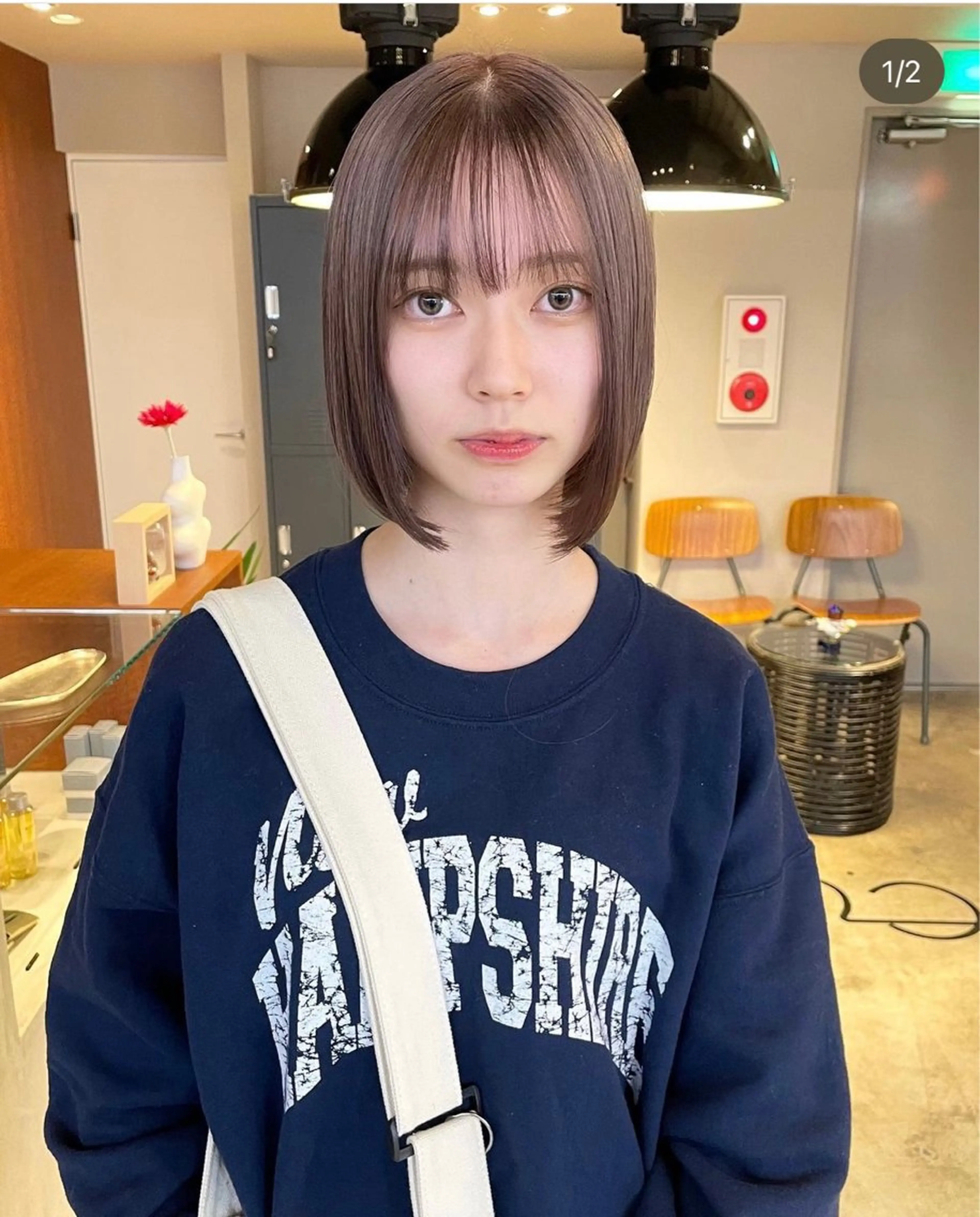 ショート カット ヘアカラー ミルクティーベージュ outaのヘアスタイル