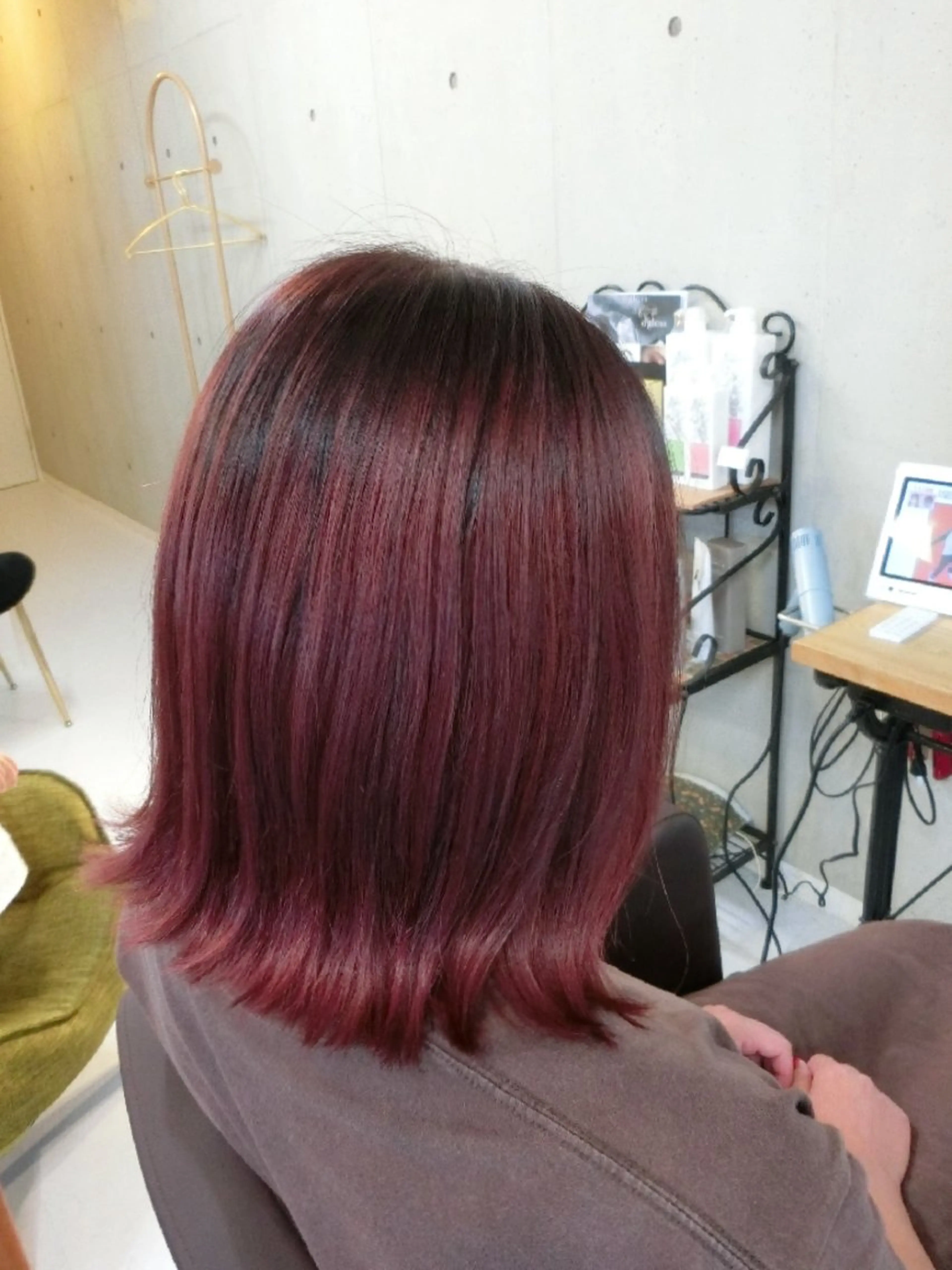 カラー ミディアム ma cherie 三浦直美のヘアスタイル