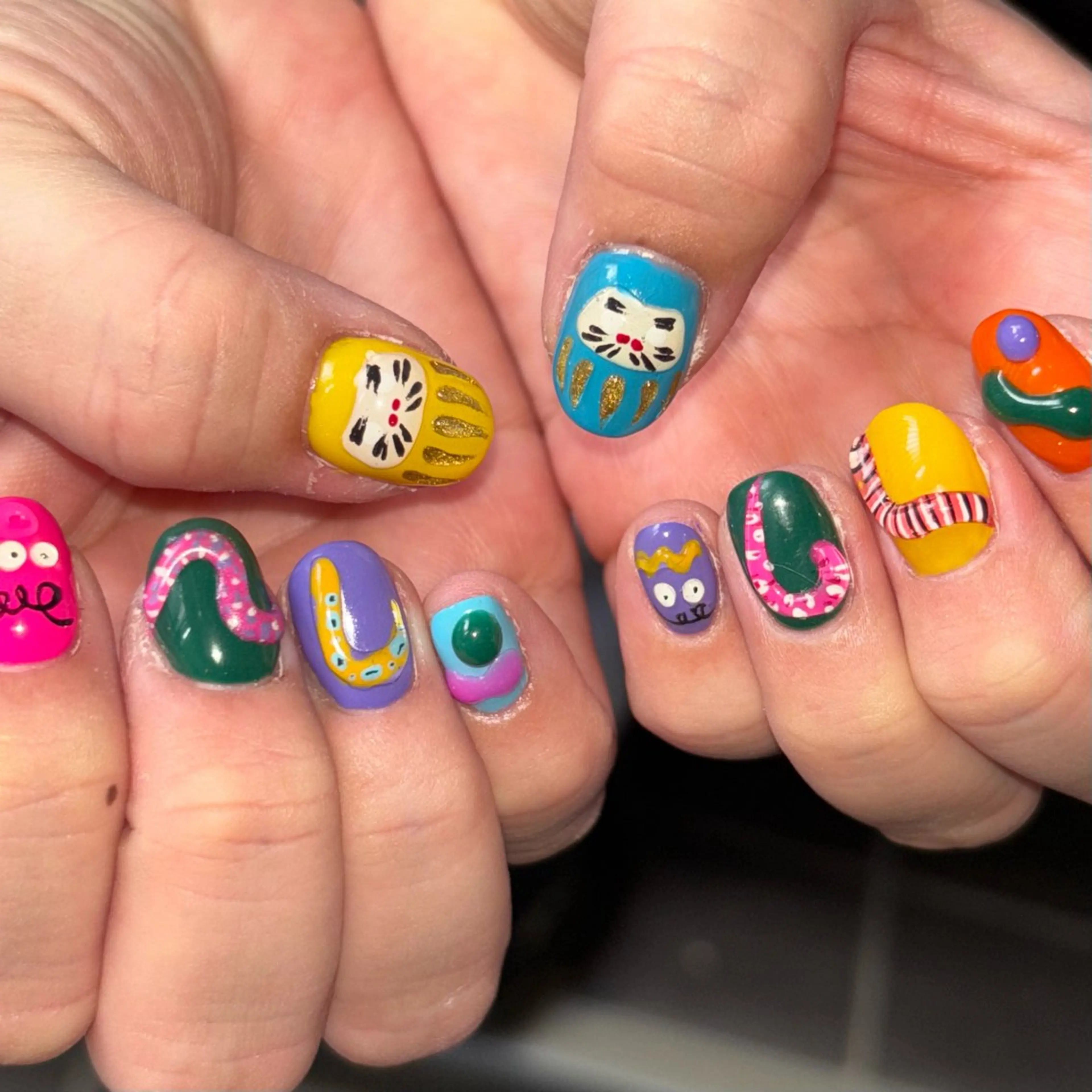 ネイル ハンドネイル 🪐富島彩夏 /海外nail🪐のネイルデザイン