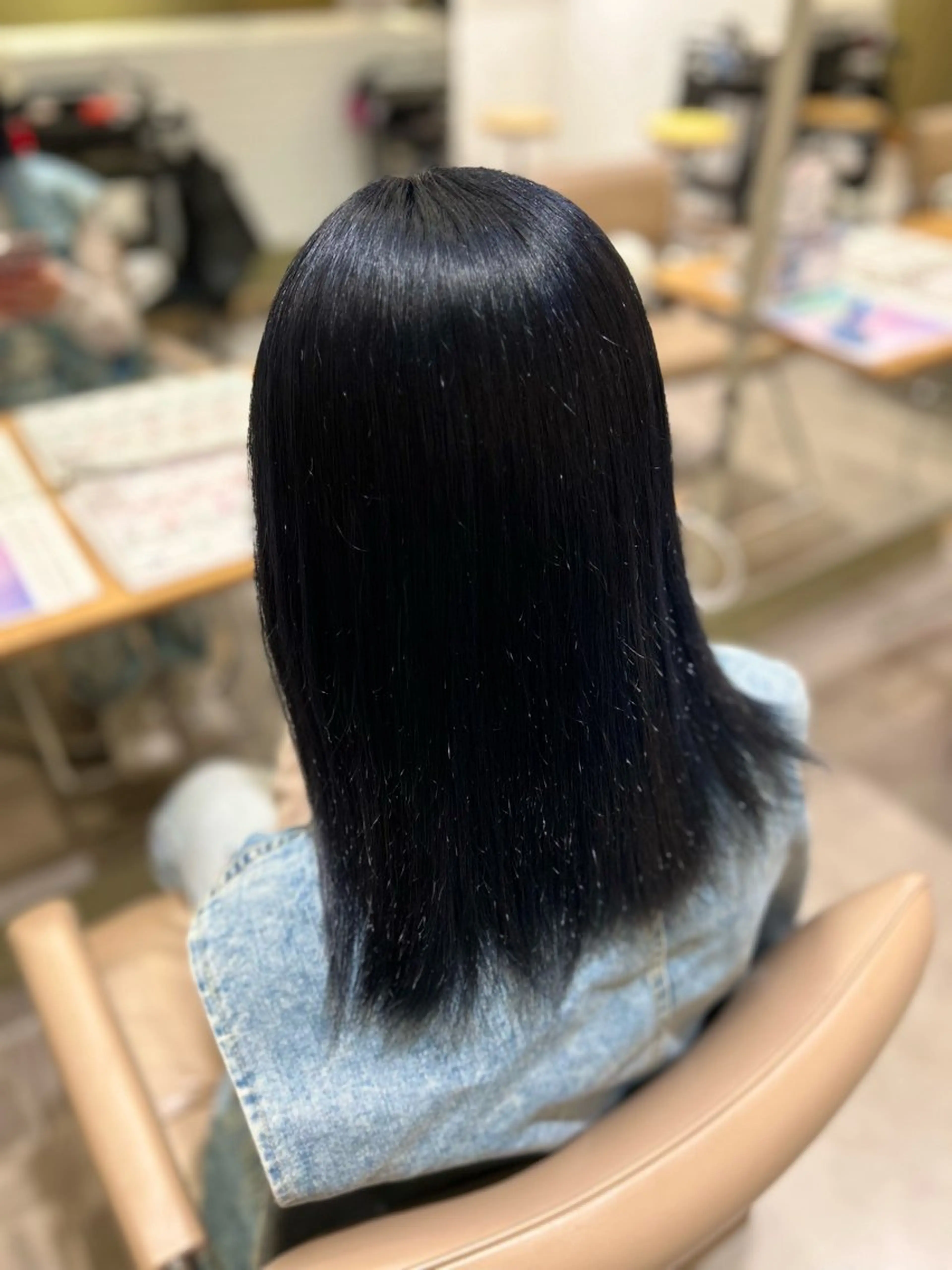 セミロング カラー ブルーカラー 韓国風ヘア mellowman所属・⟡.·カリン/暗髪/ 艶髪/レイヤー⟡.·のヘアスタイル