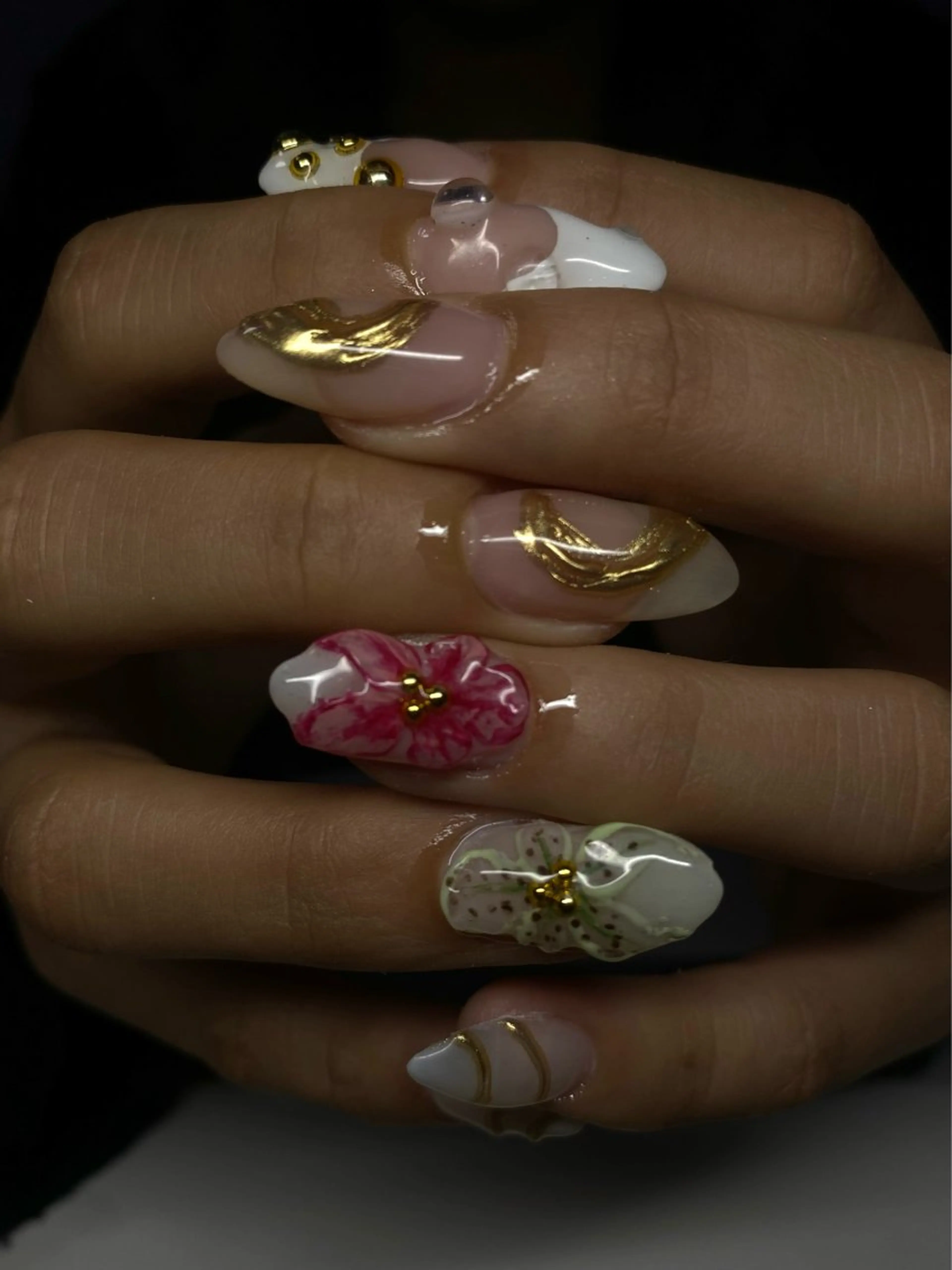 ネイル cozmic sista所属・💕Nanaka💕 ［森ノ宮駅徒歩1分］のネイルデザイン