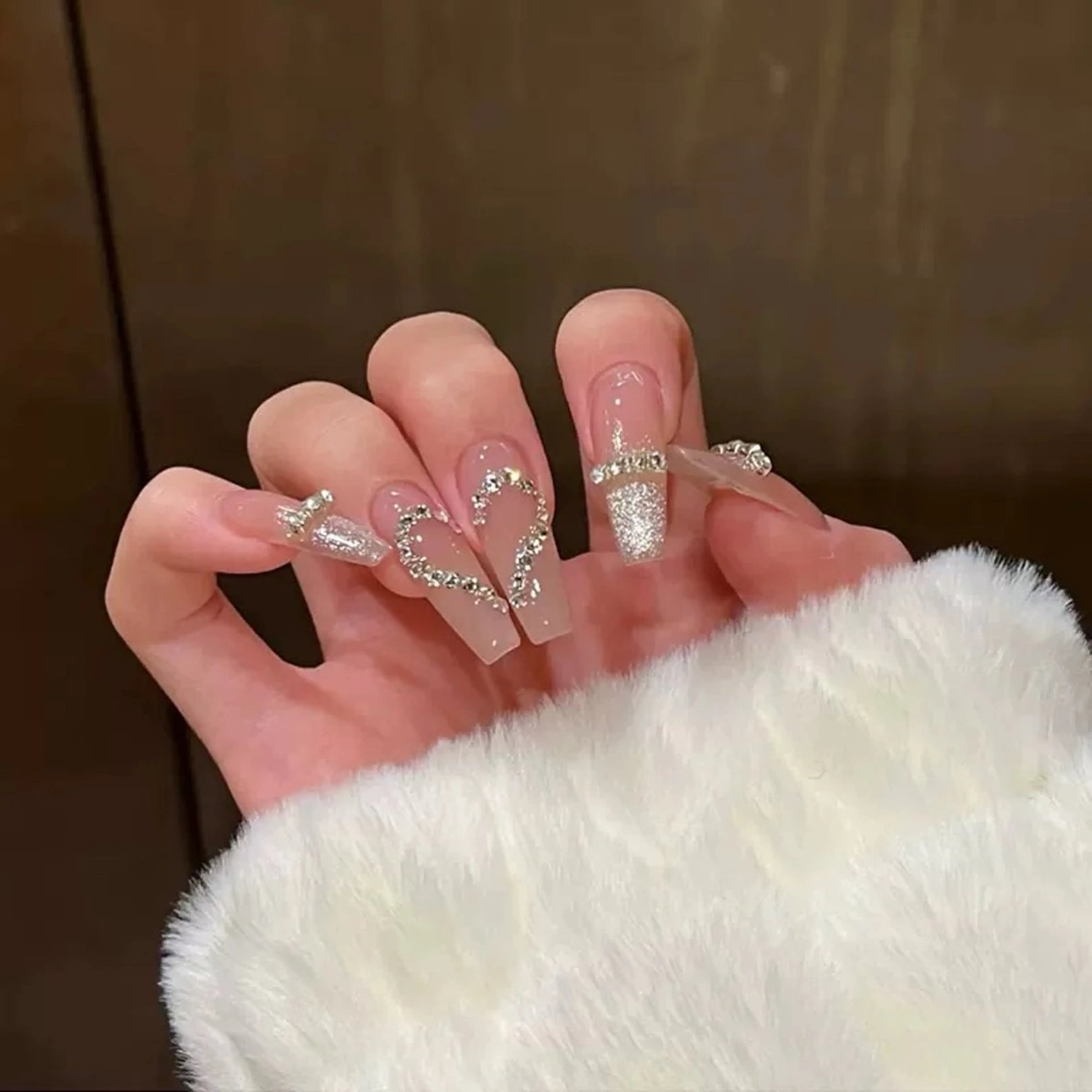 ネイル ハンドネイル TOUTOU所属・TOUTOU. Yuriのネイルデザイン