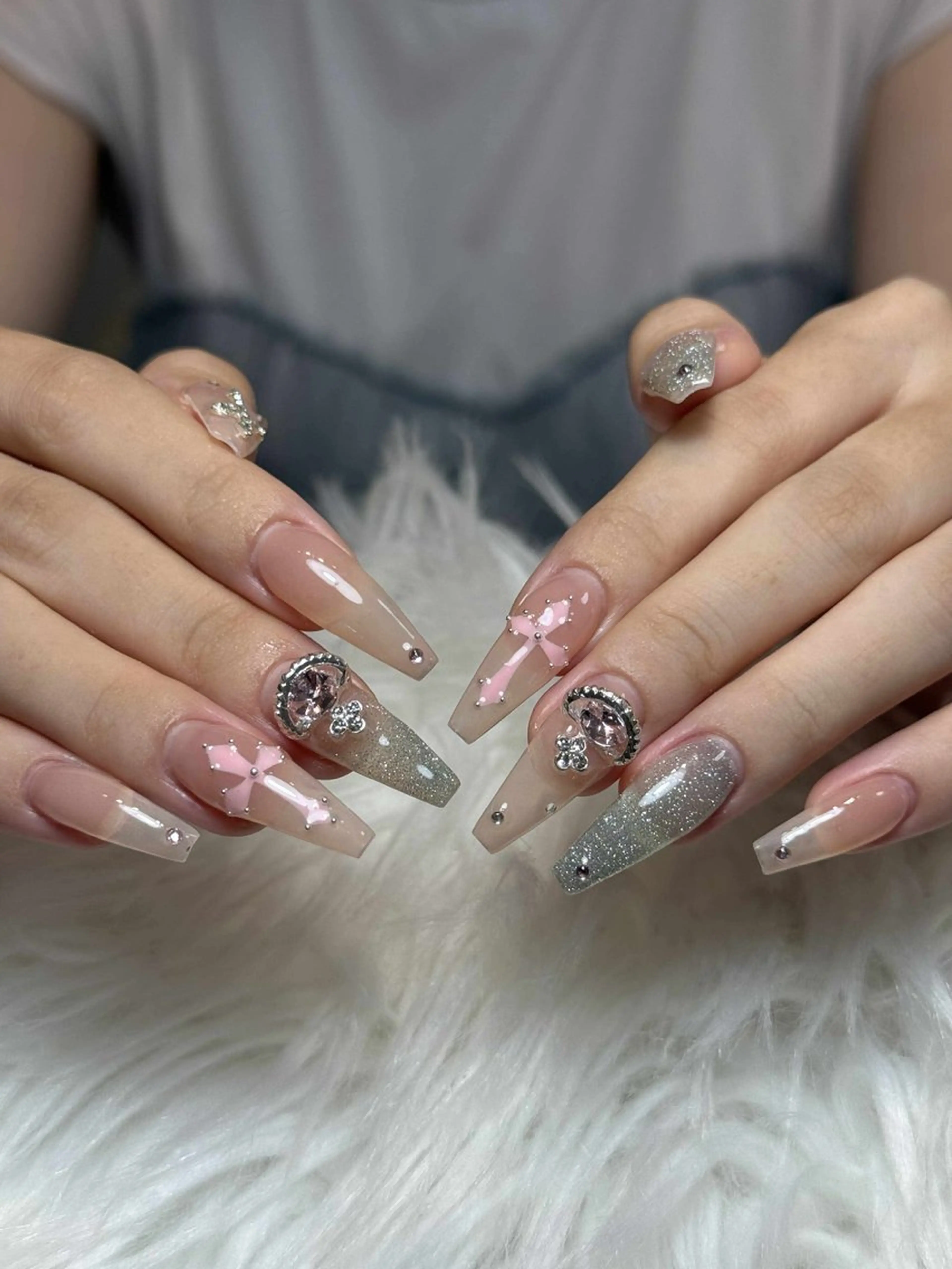 ネイル ボルドー ブラウン チークネイル ドット フットネイル ハンドネイル Julli NailStudioのネイルデザイン