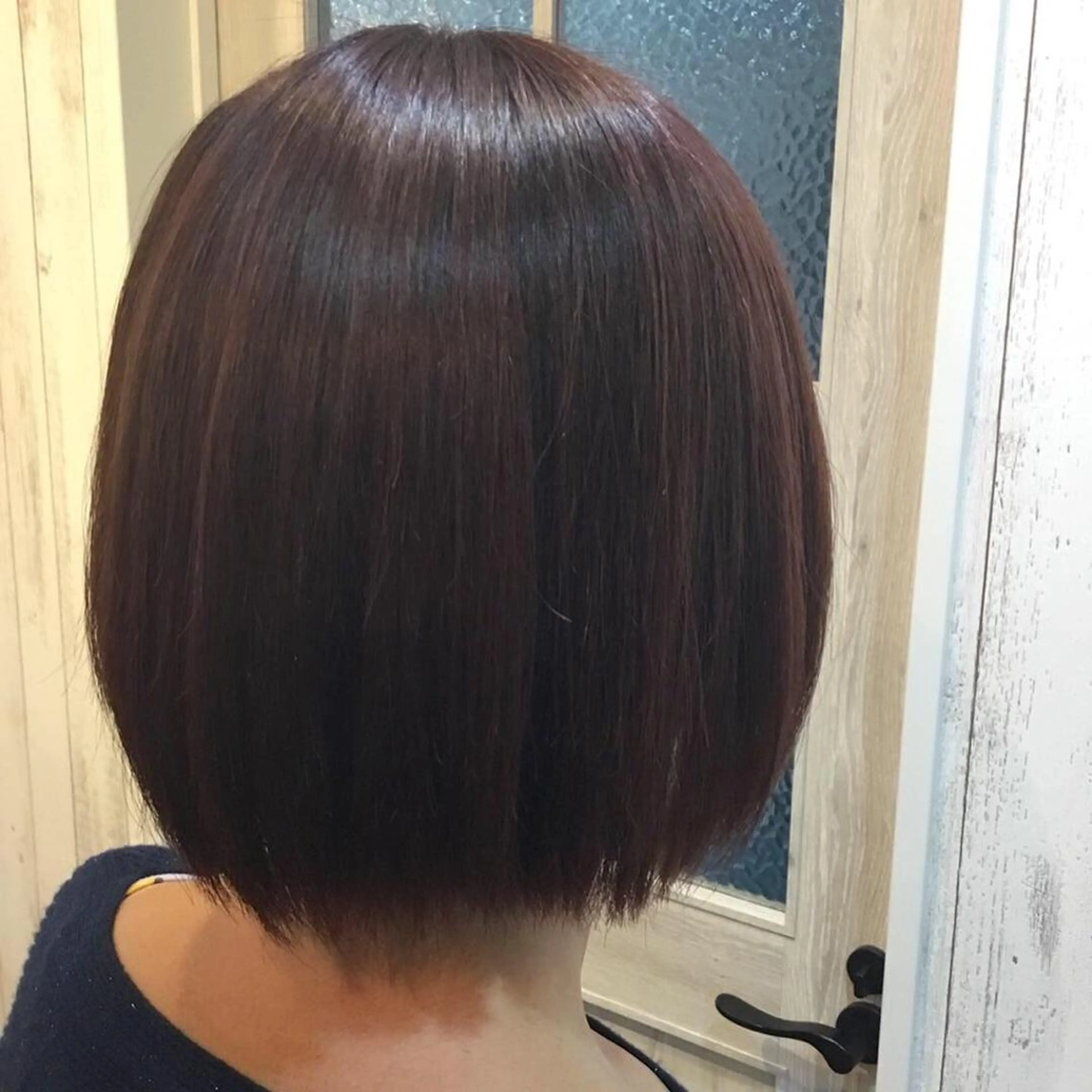 ショート カラー embrace エンブレイスのヘアスタイル