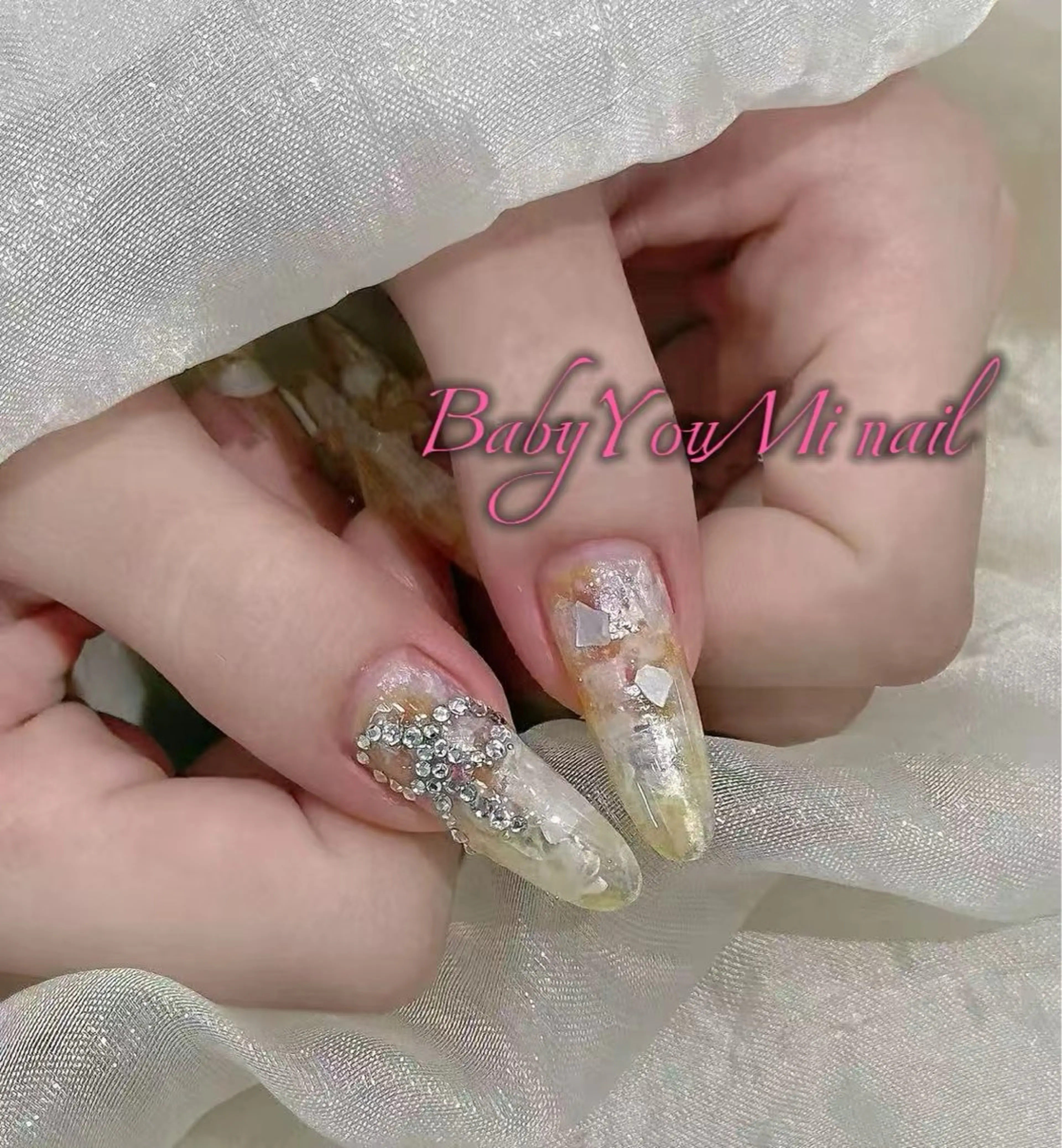 ネイル オーロラネイル フラワーネイル フットネイル フレンチネイル ジェルネイル ハンドネイル BabyYouMi nailのネイルデザイン