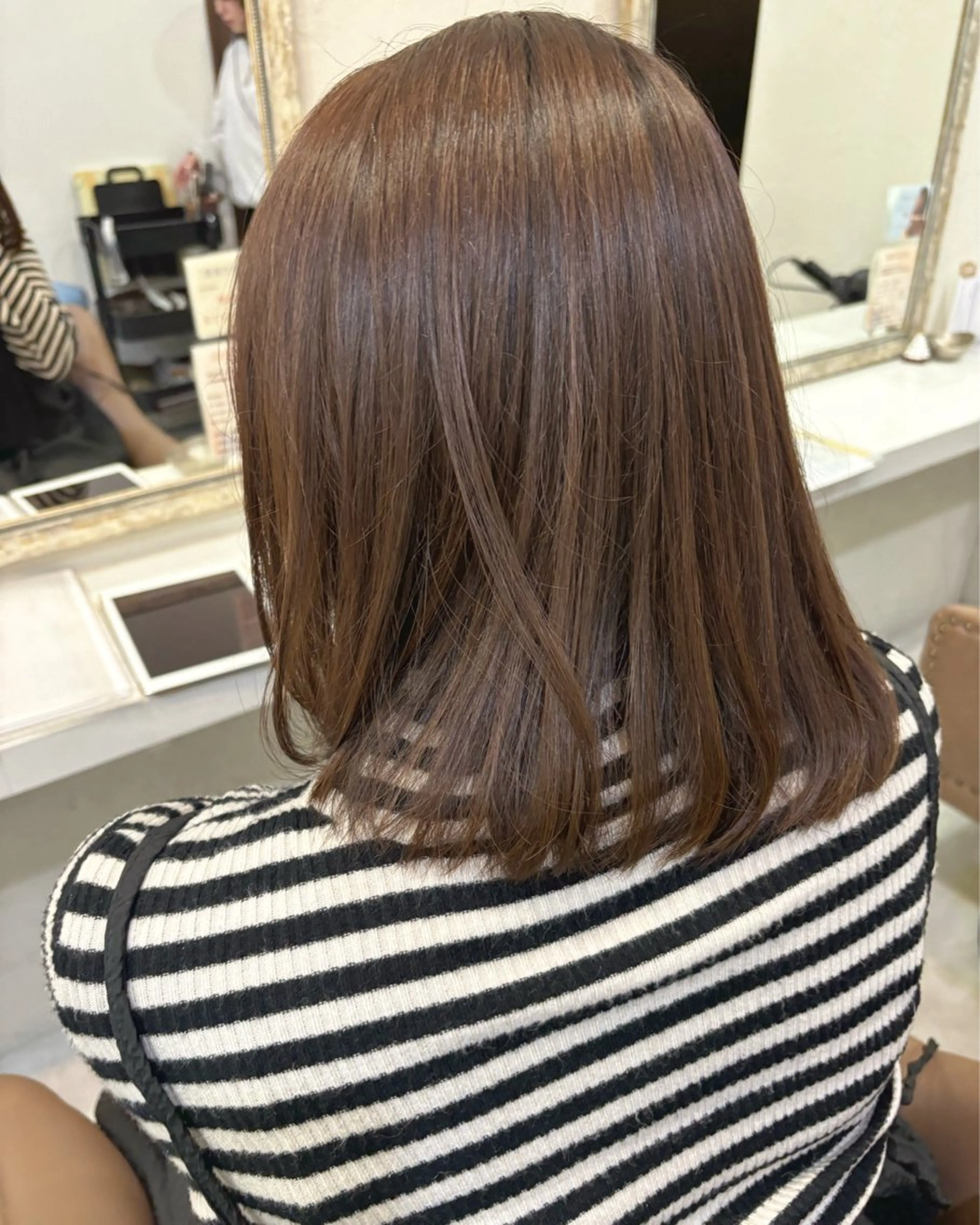 ミディアム カラー ブラウンカラー カット ヘアカラー ボブ／ミニボブ／ akaneのヘアスタイル