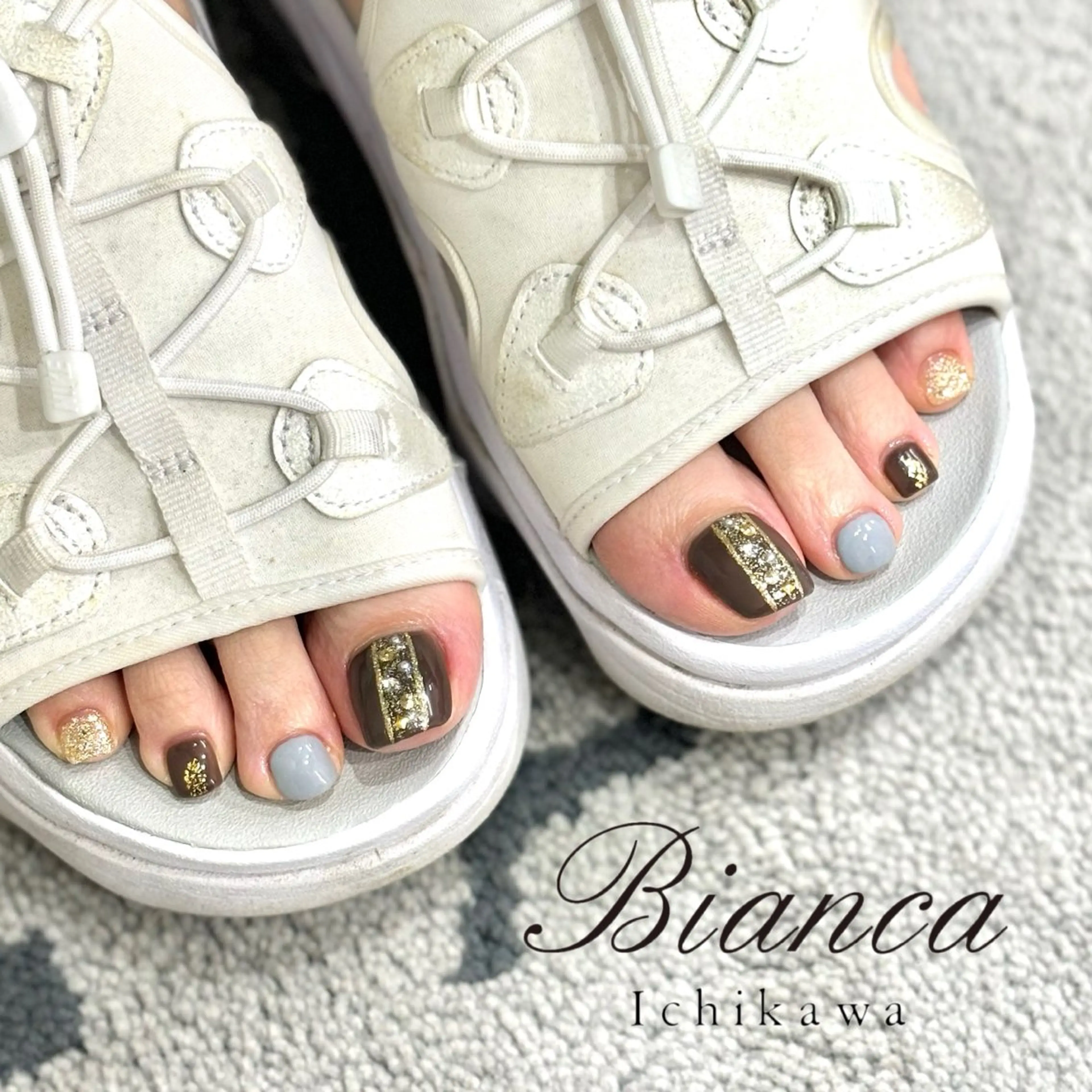 ネイル フットネイル 🕊️Bianca 児玉🕊️のネイルデザイン