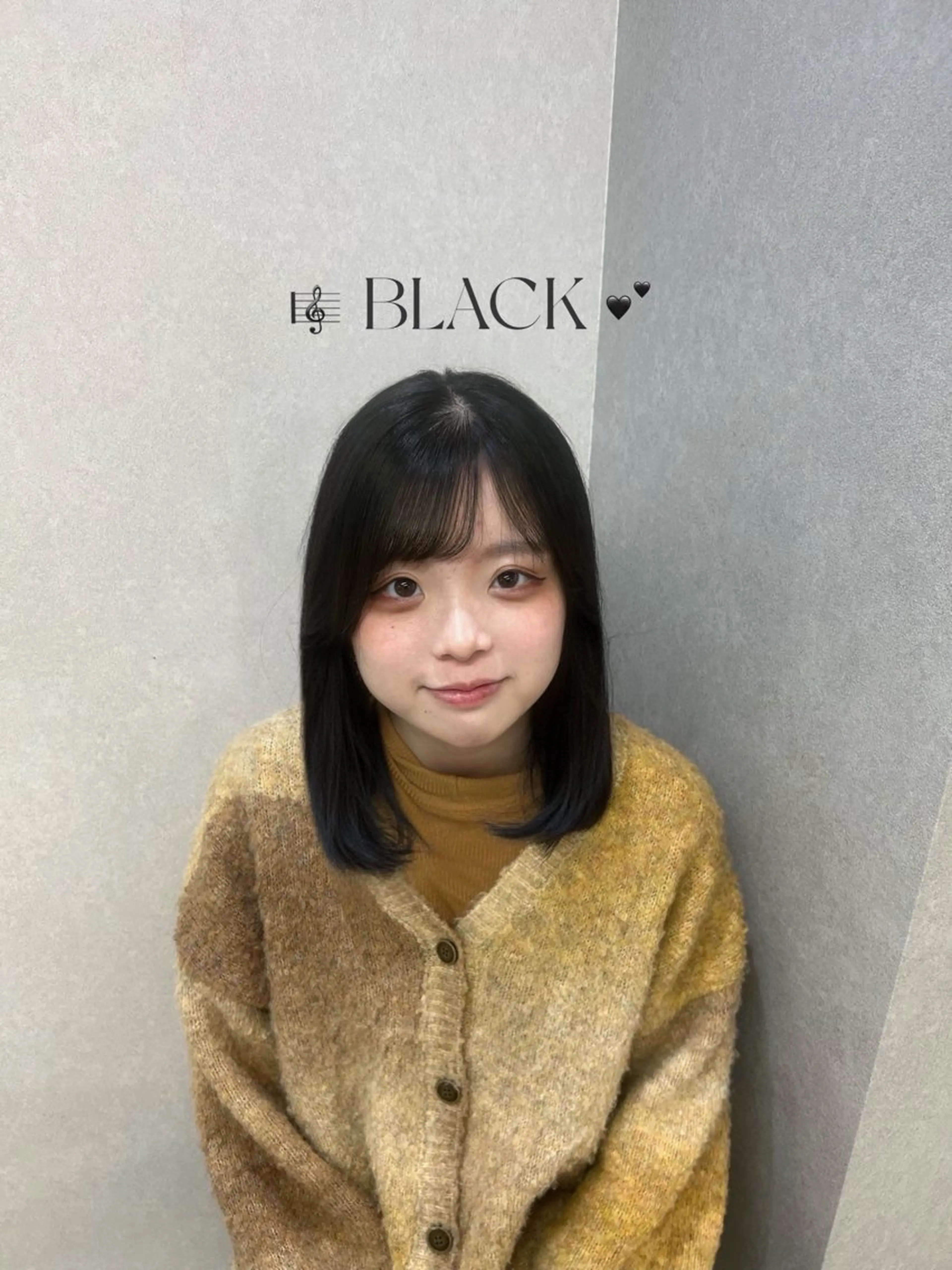 ミディアム ヘアカラー まつした ゆうなのヘアスタイル