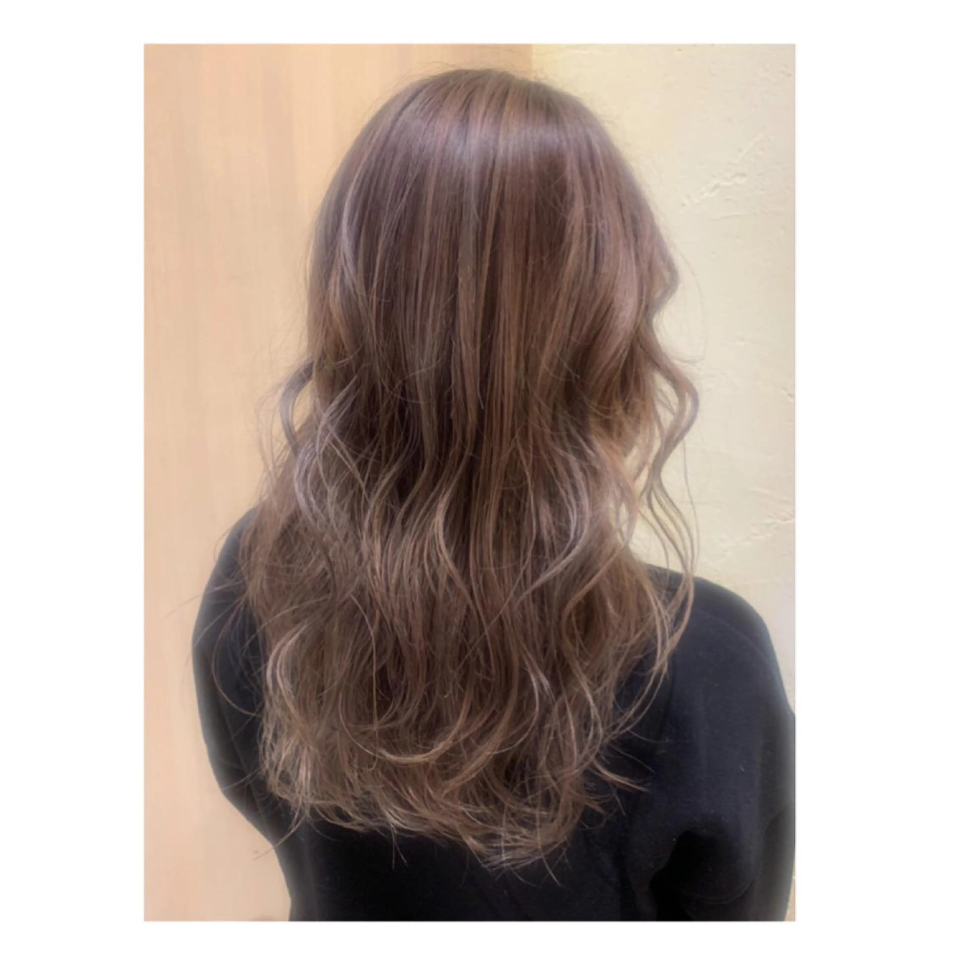 ロング カラー 🧡艶髪・ゆるふわ style💛ミユのヘアスタイル