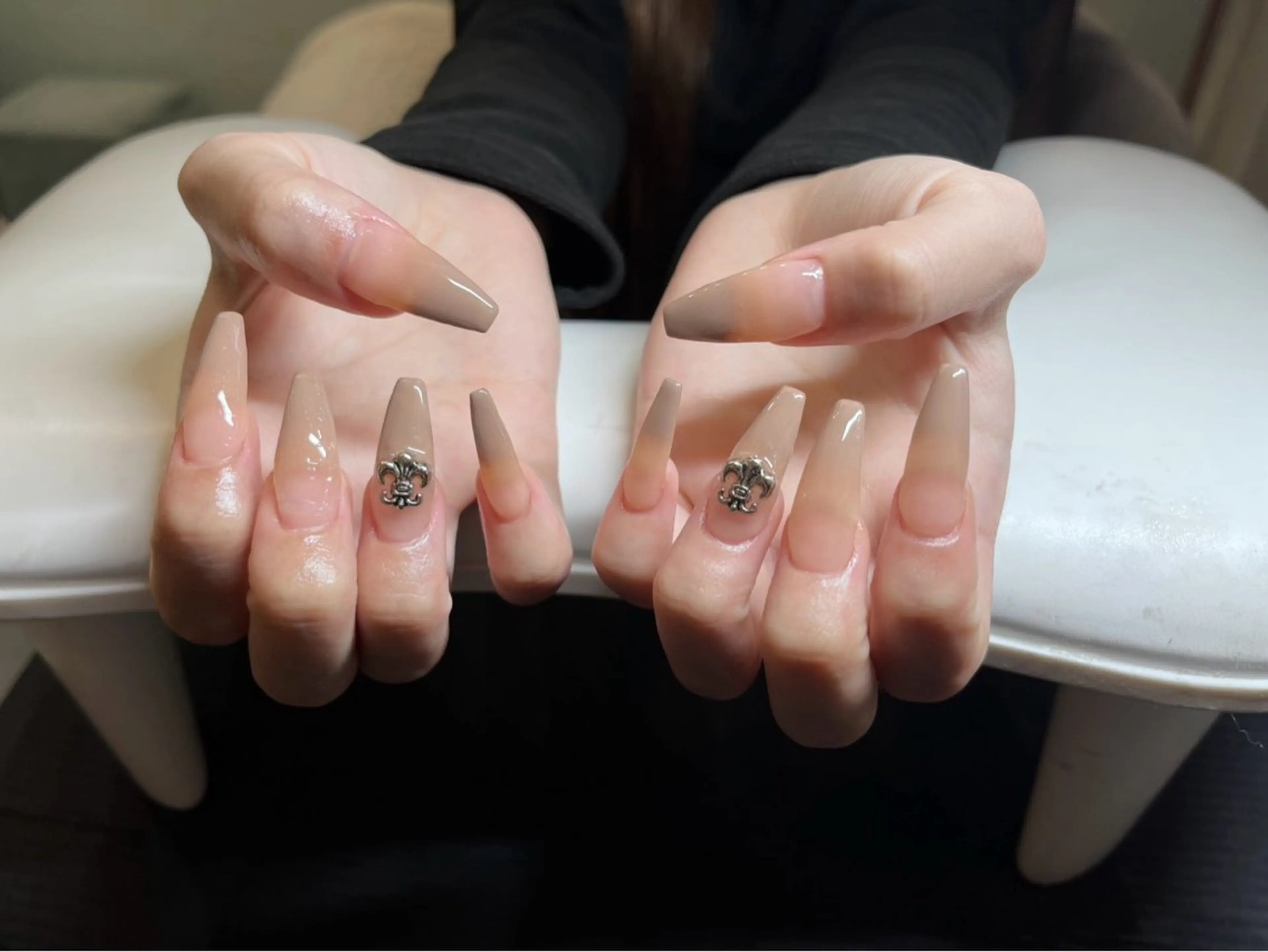 ロング ハンドネイル ハンドケア Re:JUvia JUMIのネイルデザイン