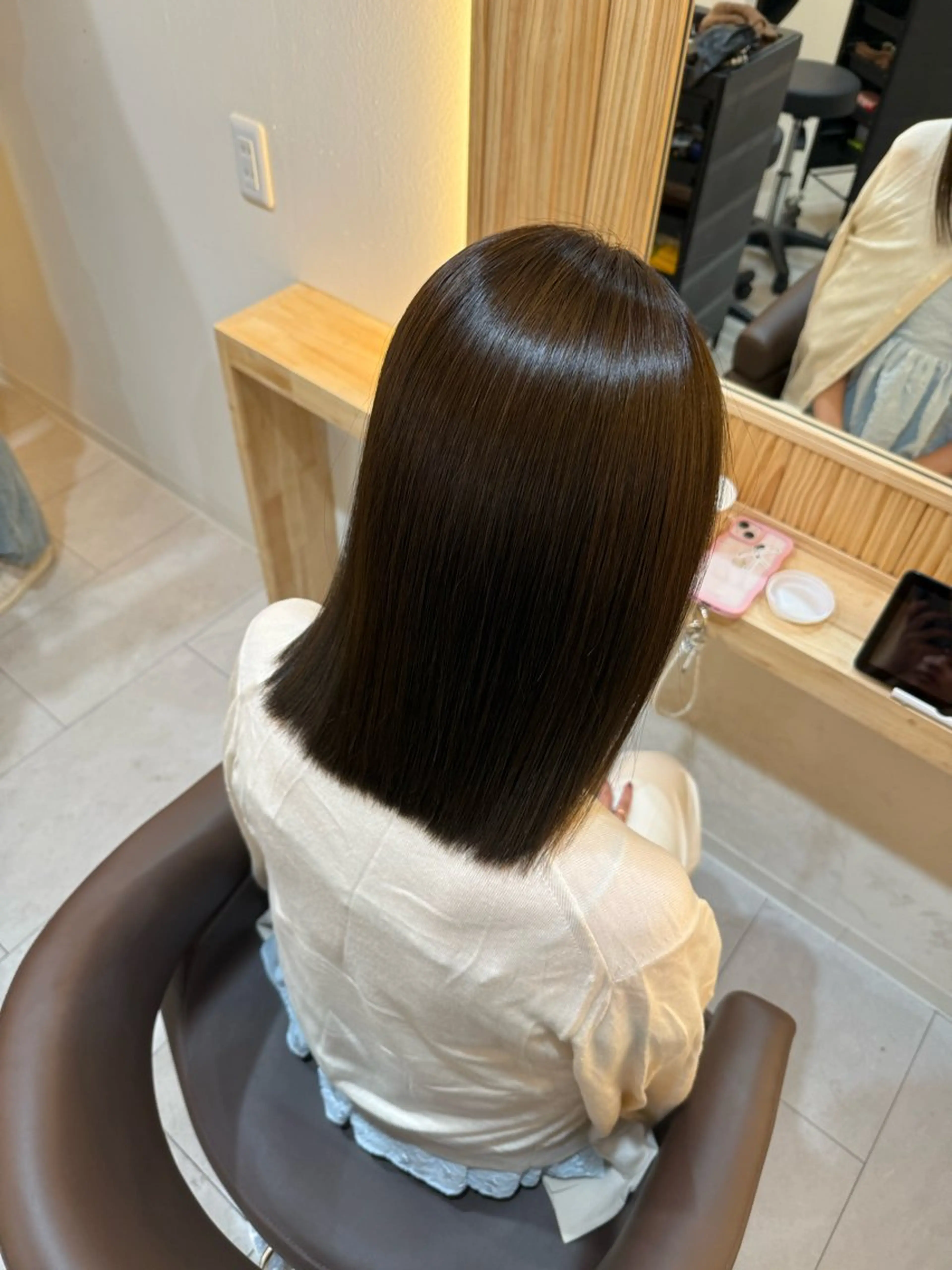 ミディアム 縮毛矯正 ヘアカラー 縮毛矯正 attrait南堀江所属・乾かすだけで艶髪 松村海世のヘアスタイル