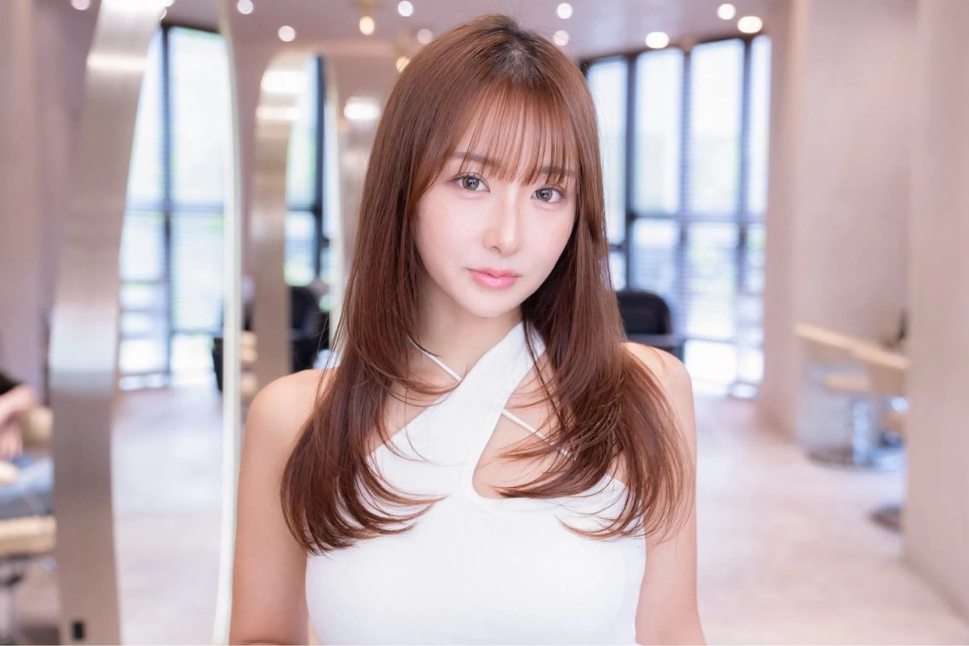 ロング ロングレイヤー レイヤーカット ロング 小顔カット トリートメント ヘアカラー 韓国ヘア顔周りカット そーた/渋谷駅のヘアスタイル