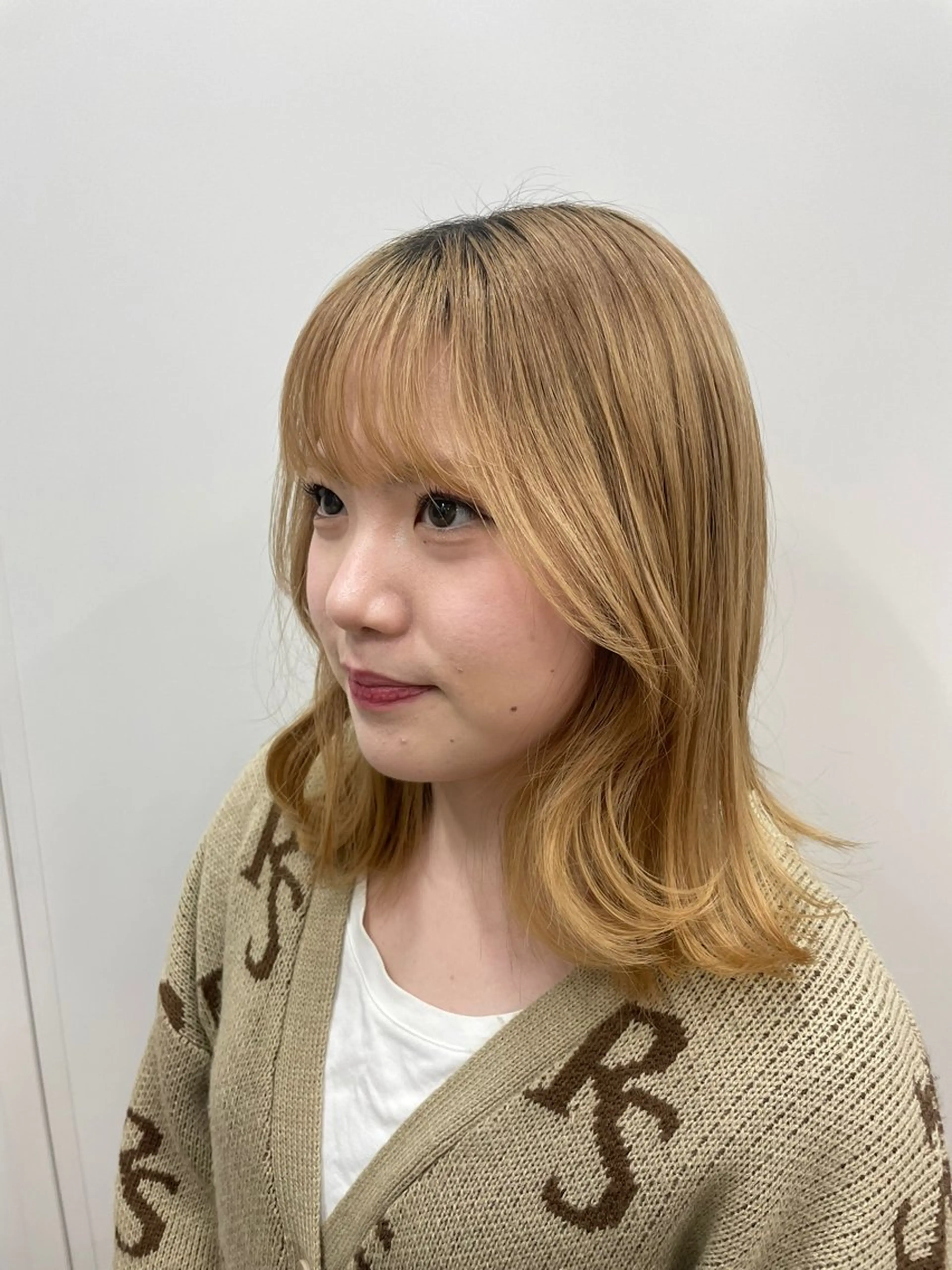 ミディアム 小顔カット カット トリートメント ✨トレンド特化美容師 WILL上村　拳吾のヘアスタイル