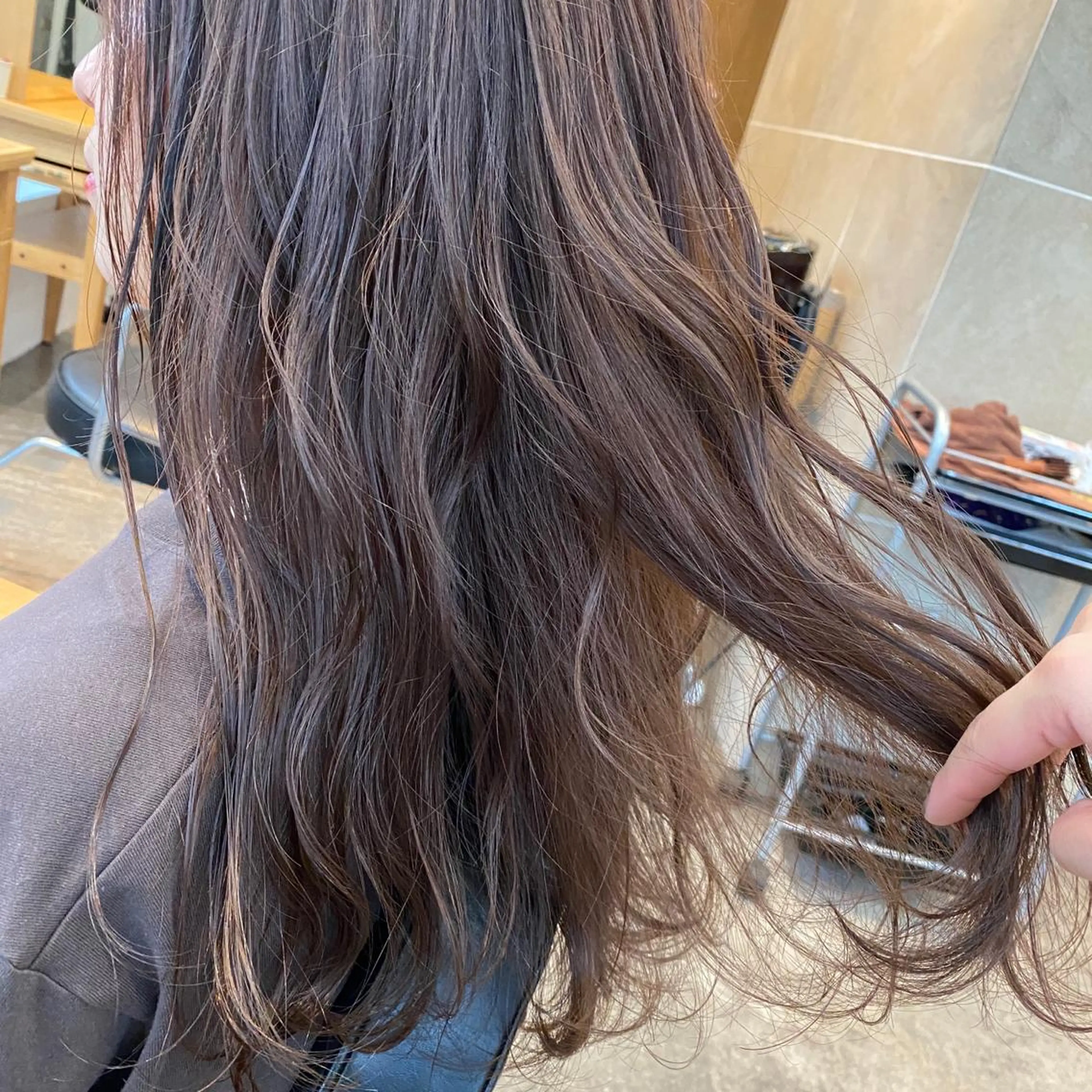 セミロング カット ヘアカラー Lafith hair lit所属・今井 悠菜のヘアスタイル