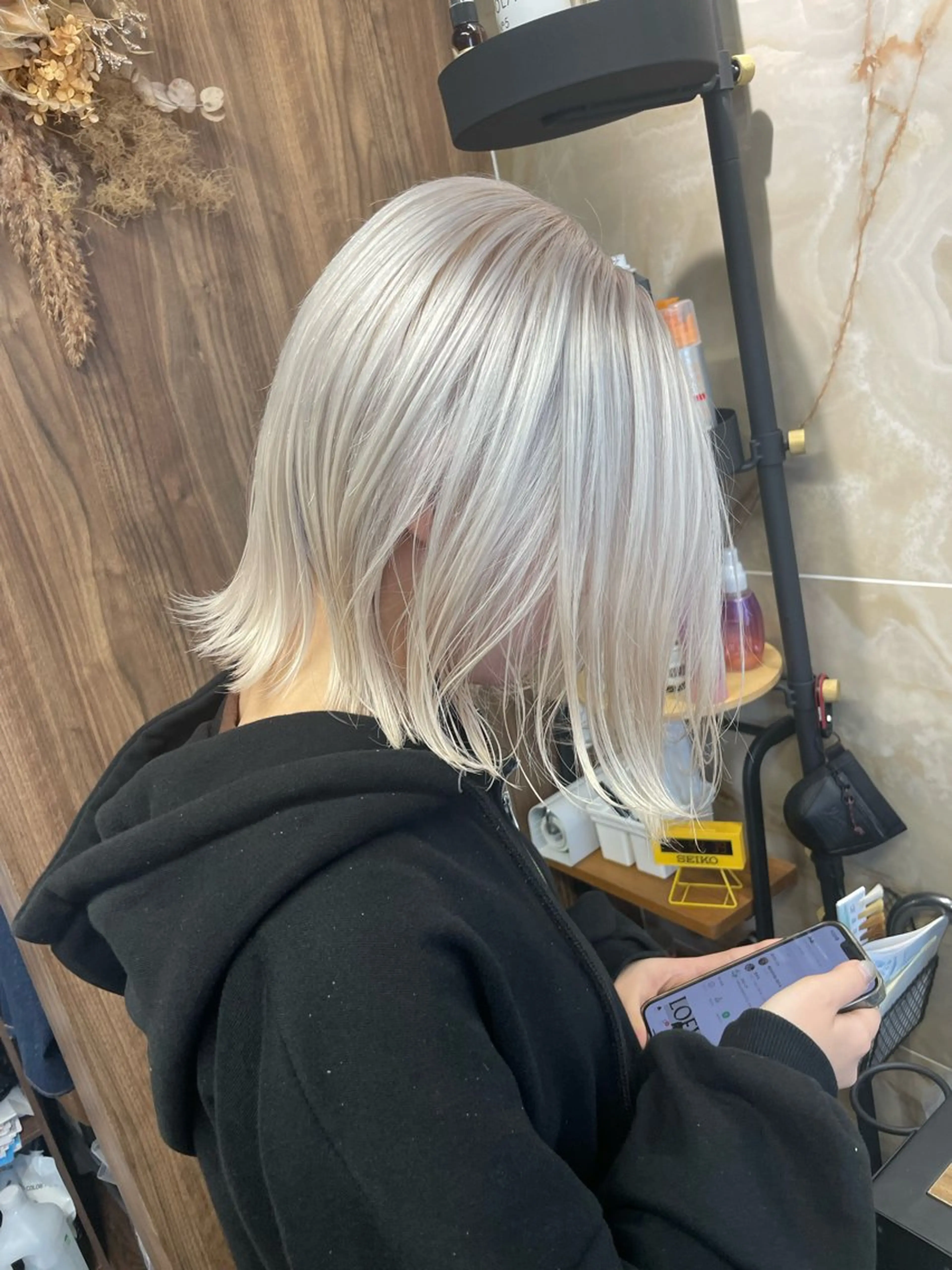 ミディアム カラー ヘアカラー トリートメント Lull (シェアサロンReco VIProom)所属・Lull1人美容室 アルカリ酸熱TRのヘアスタイル