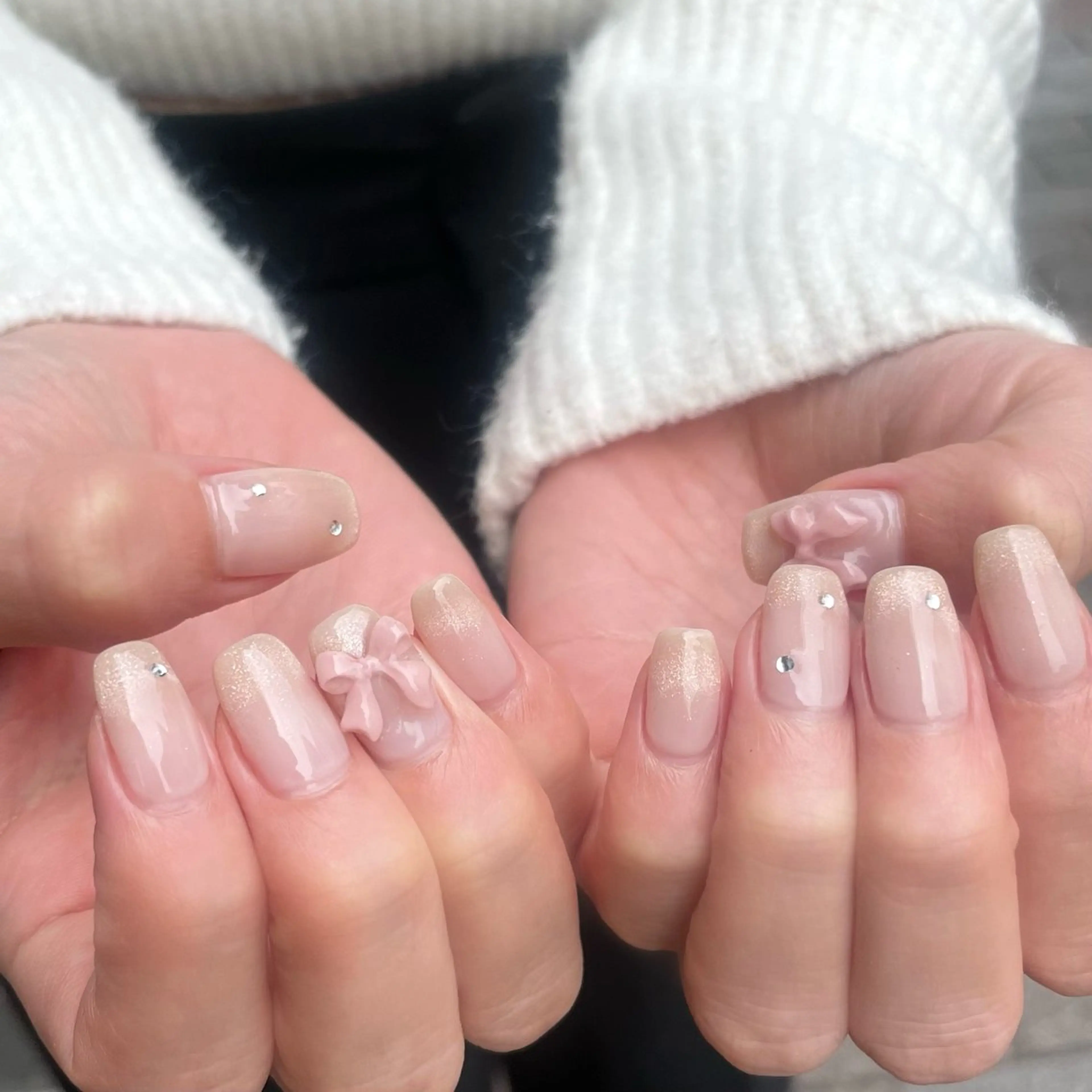 ネイル リボン ハンドネイル hina /渋谷/パラジェルのネイルデザイン