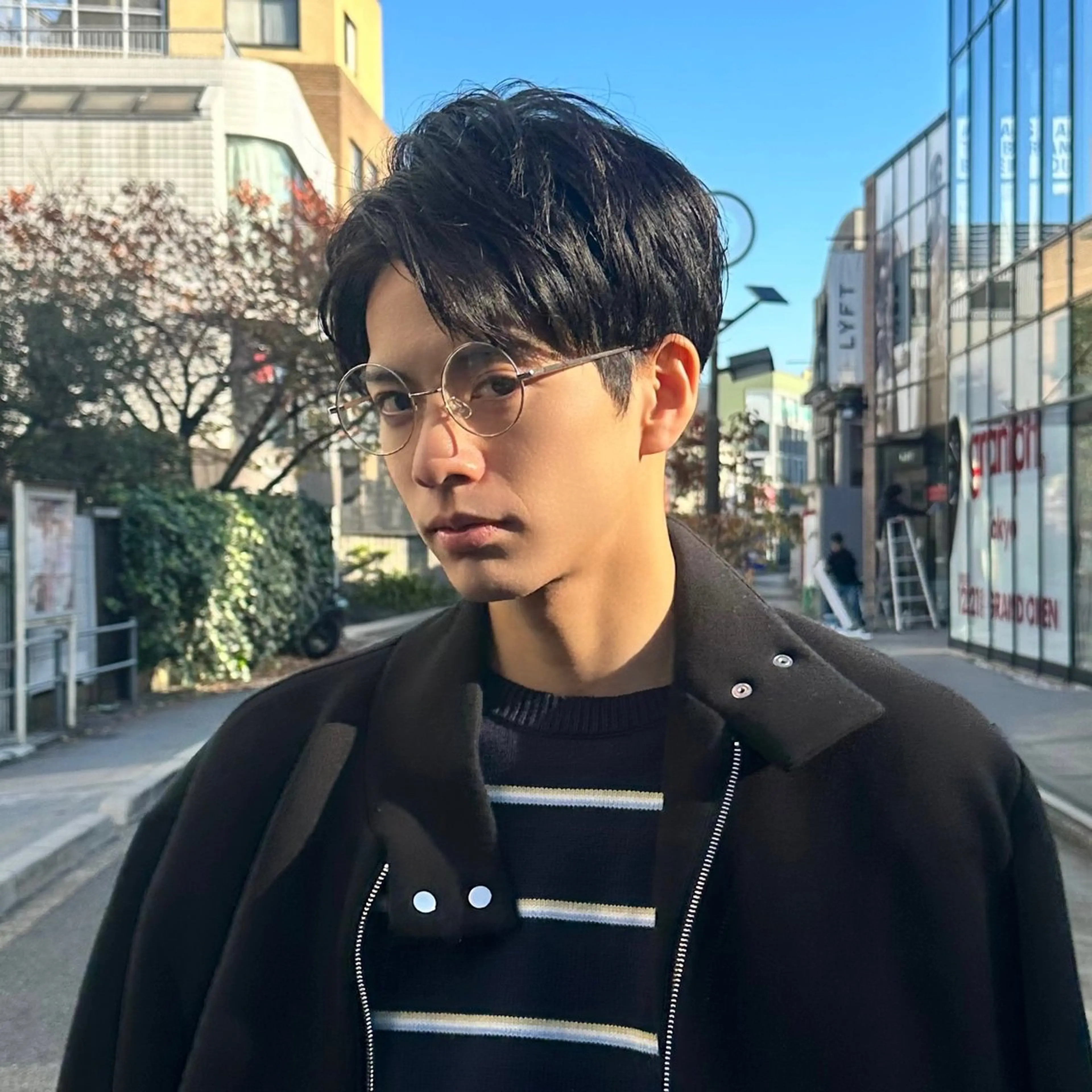 ショート カラー パーマ メンズ カルマパーマ メンズパーマ スペインカール ツイストスパイラルパーマ 刈り上げ 大人男子ヘア 💈メンズ特化吉田のヘアスタイル