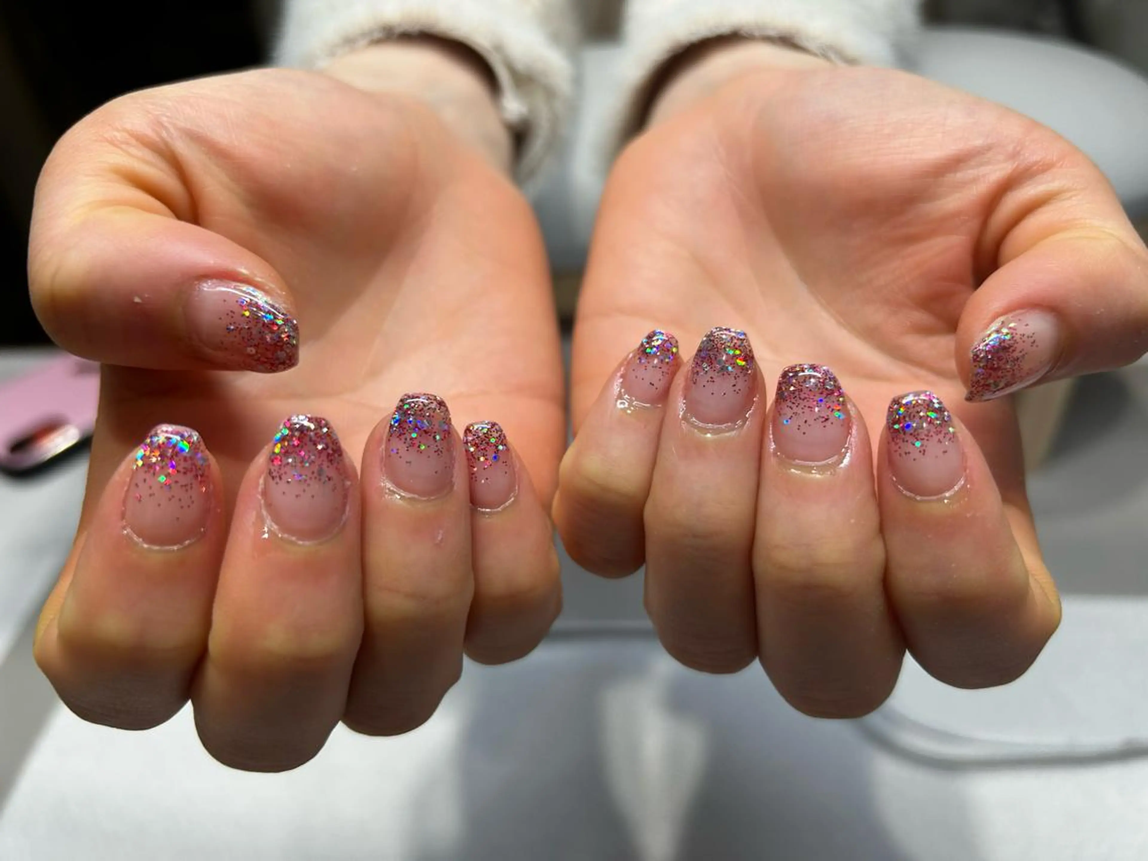 ネイル グラデーション ラメ(グリッター) ラメグラデーション coconailミユ 🎀のネイルデザイン