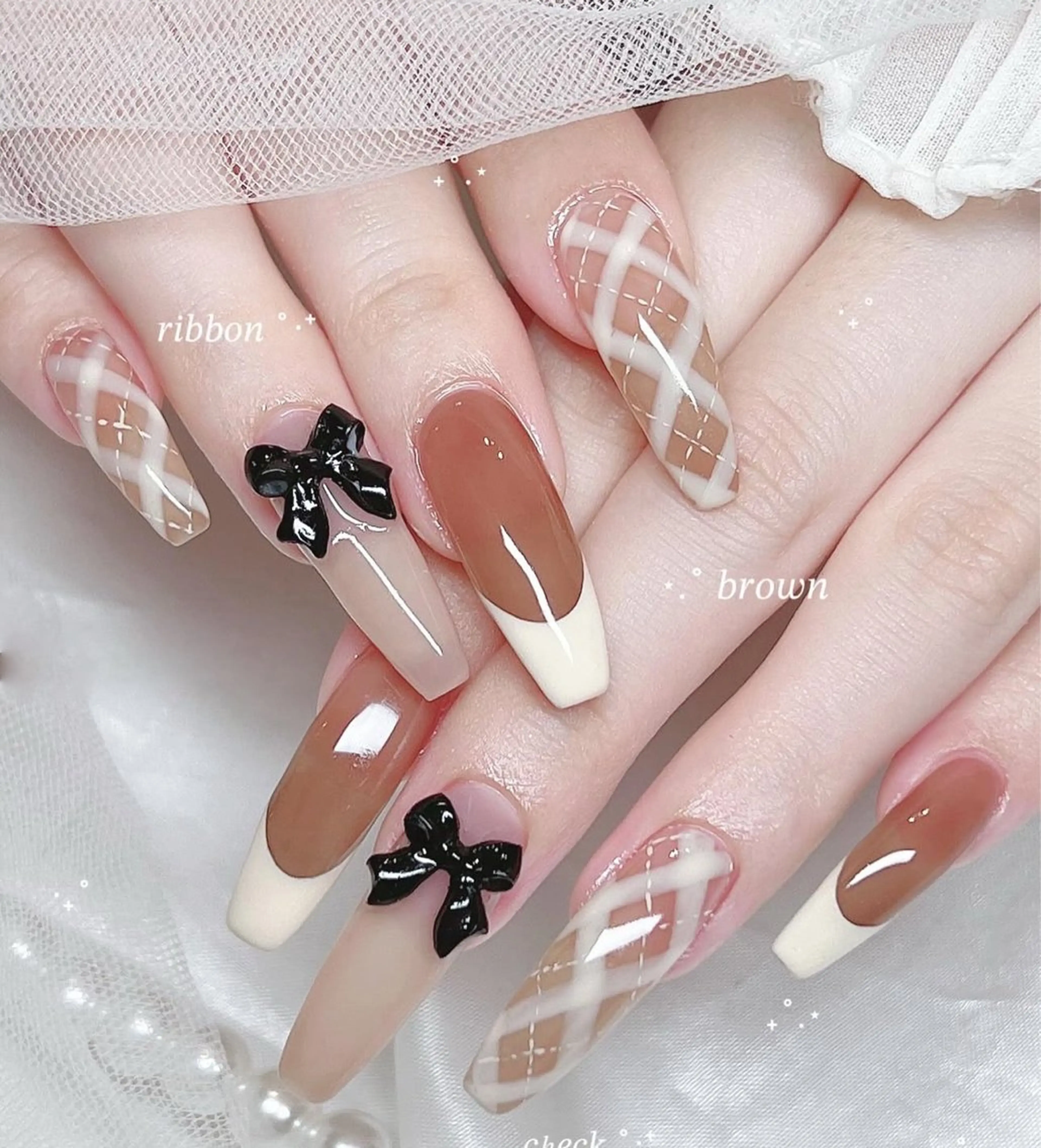 ネイル フレンチネイル ジェルネイル ガラスフレンチ ハロウィン ハート ハンドネイル H.baby Nail Salonのネイルデザイン