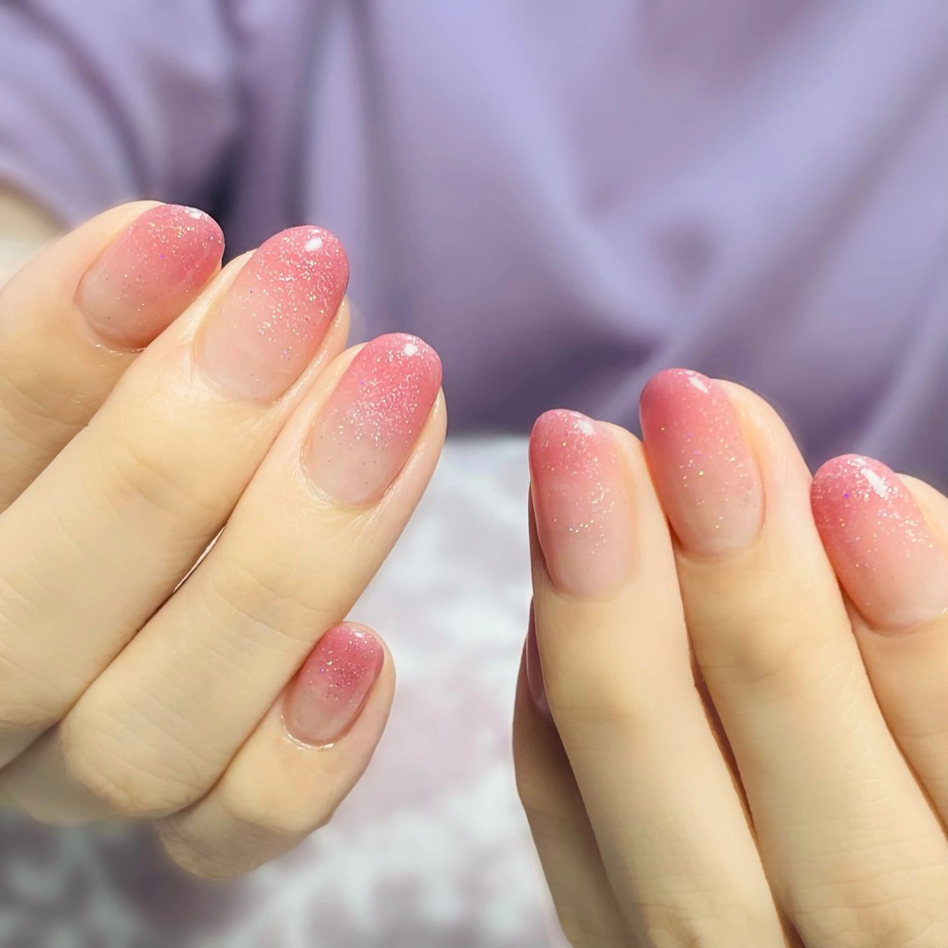 ネイル グラデーション ラメ(グリッター) private salon Noëlのネイルデザイン
