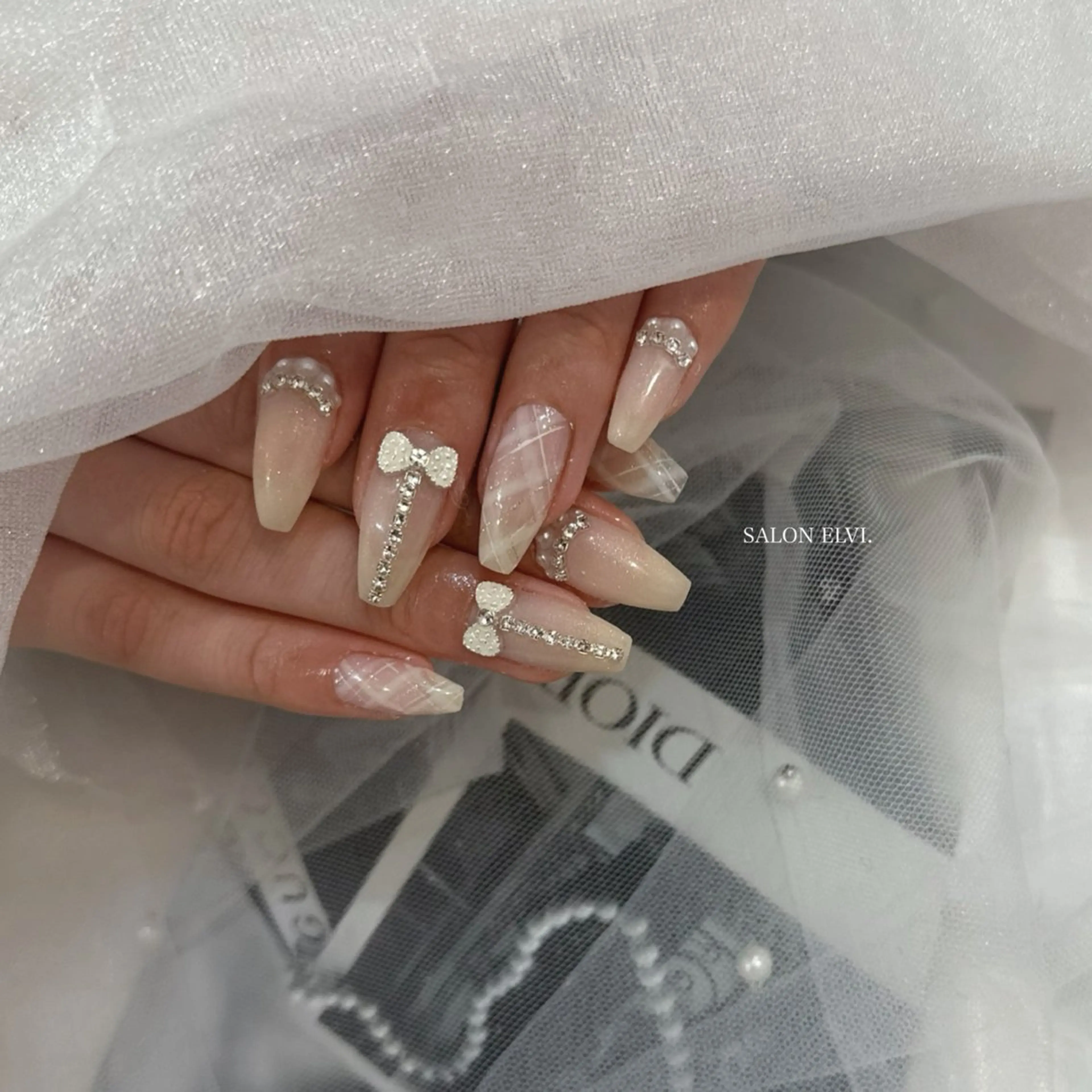 ネイル SALON ELVI.所属・SALON ELVI.のネイルデザイン