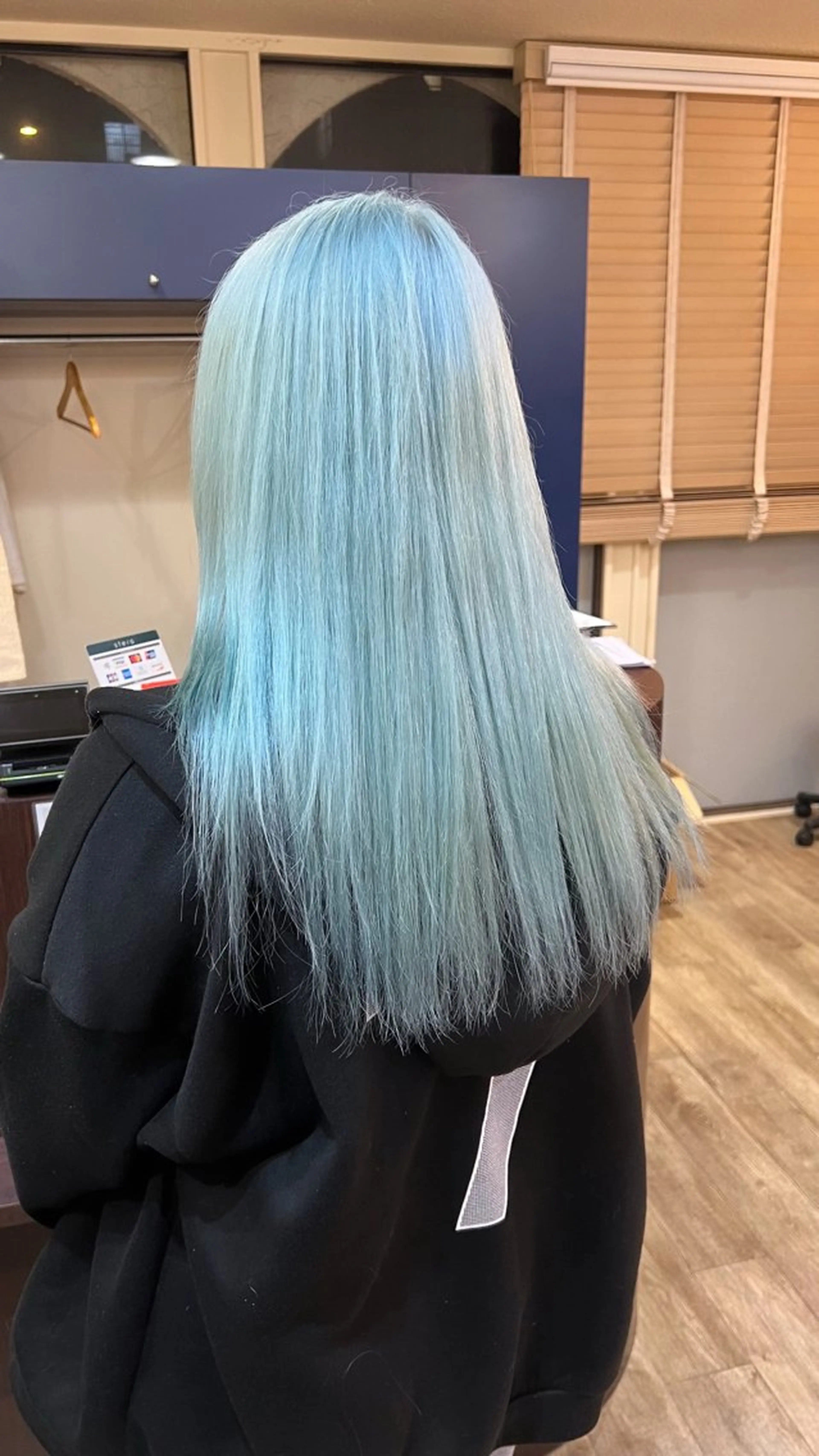 ロング カラー ブルーカラー 💥Miyuu💥 『柏』のヘアスタイル