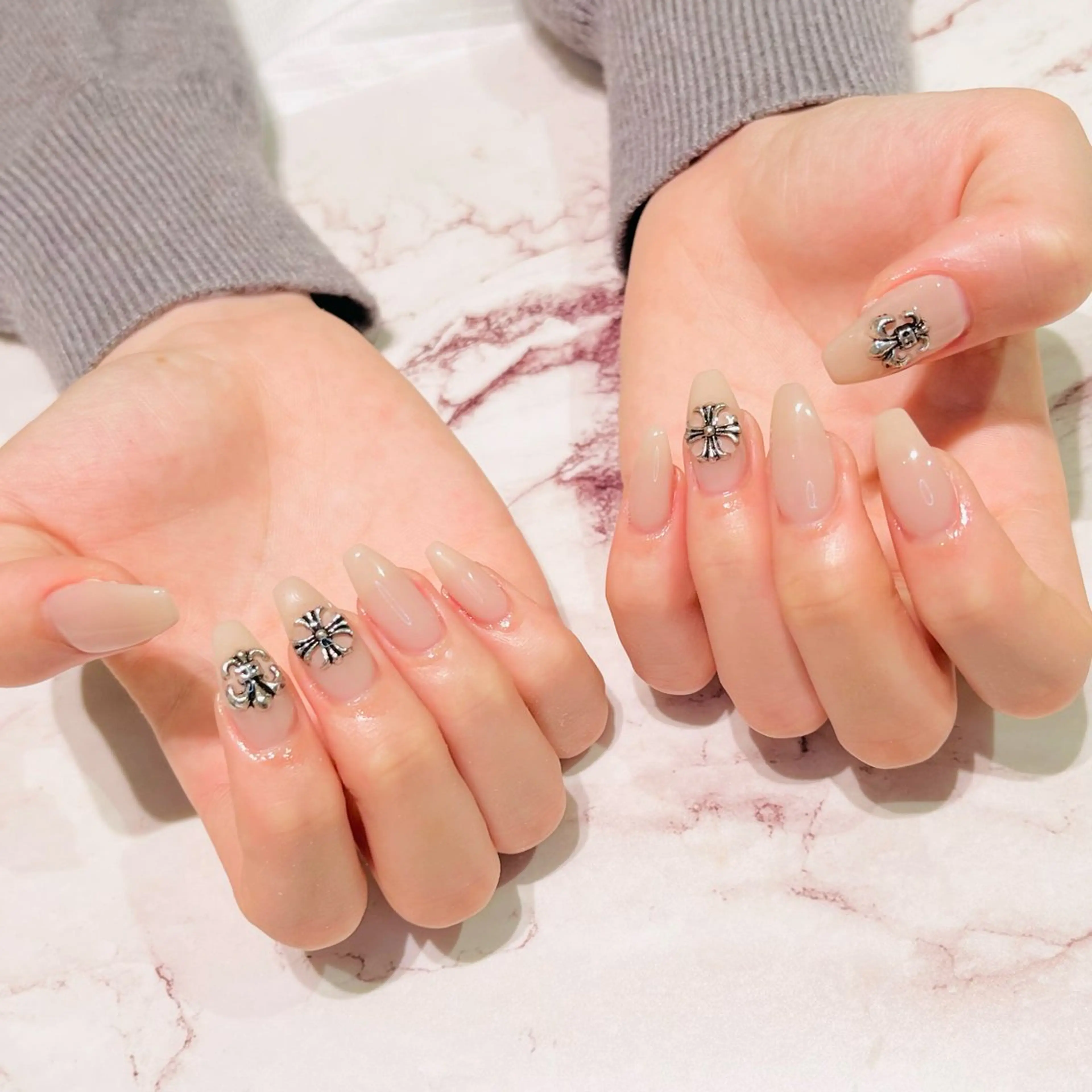 ネイル ハンドネイル Hair removal & Beauty salon Produce by Lucia所属・nail salon Luciaのネイルデザイン
