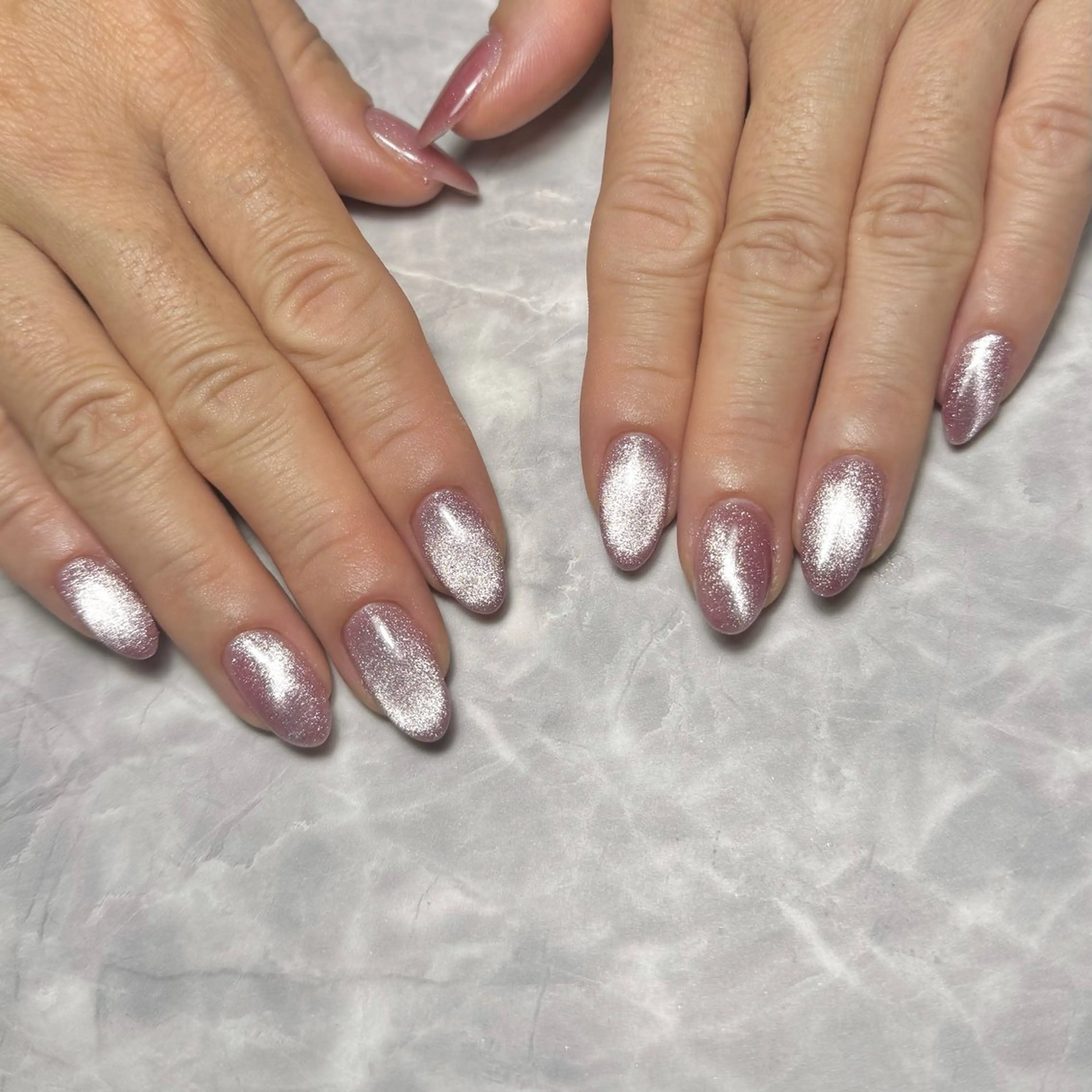 ネイル マグネットネイル ワンカラーネイル シンプルネイル 夏ネイル ハンドネイル Nail Salon Lillion【リリオン】所属・lillion karenのネイルデザイン