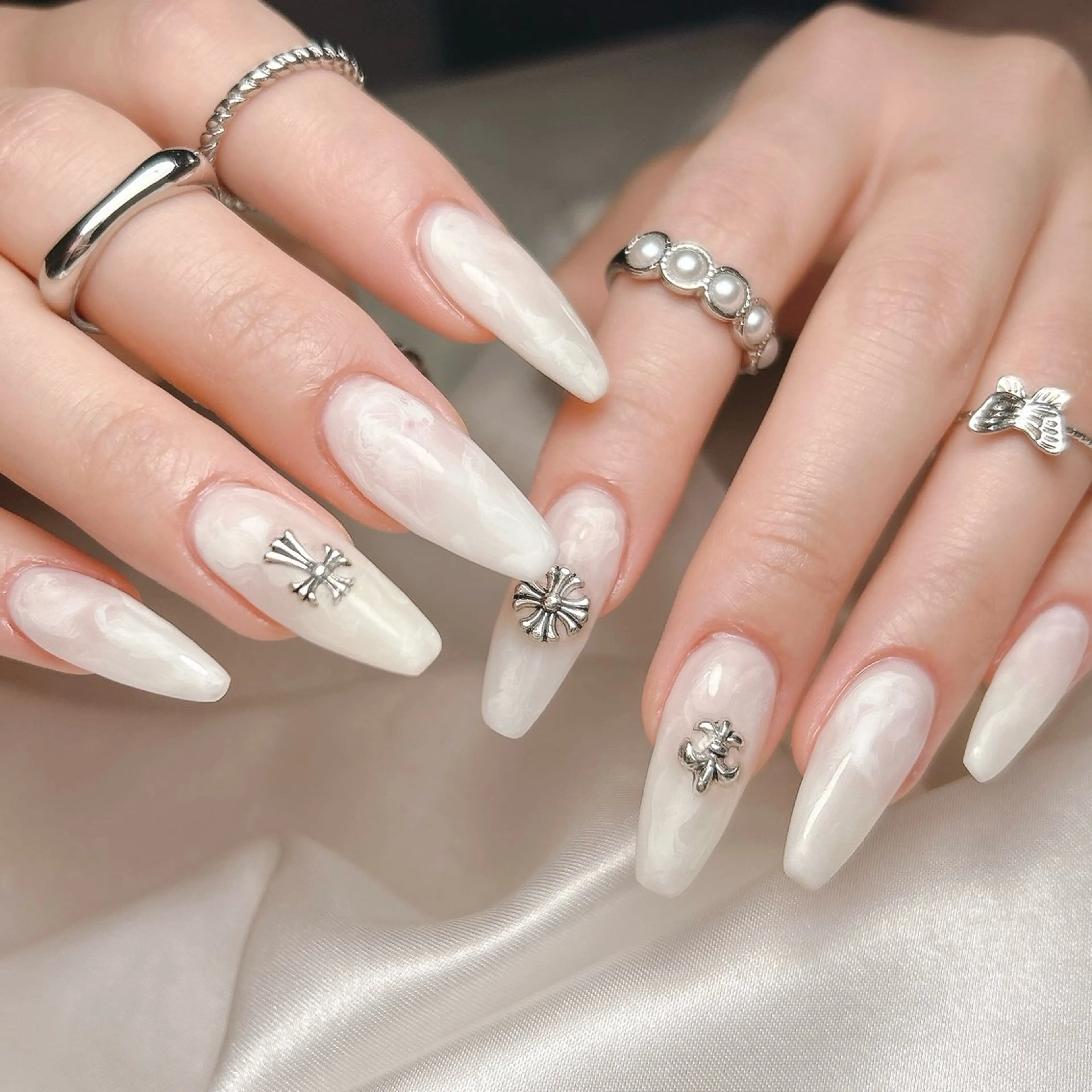 ネイル ニュアンスネイル ハンドネイル junna のぞいてねのネイルデザイン