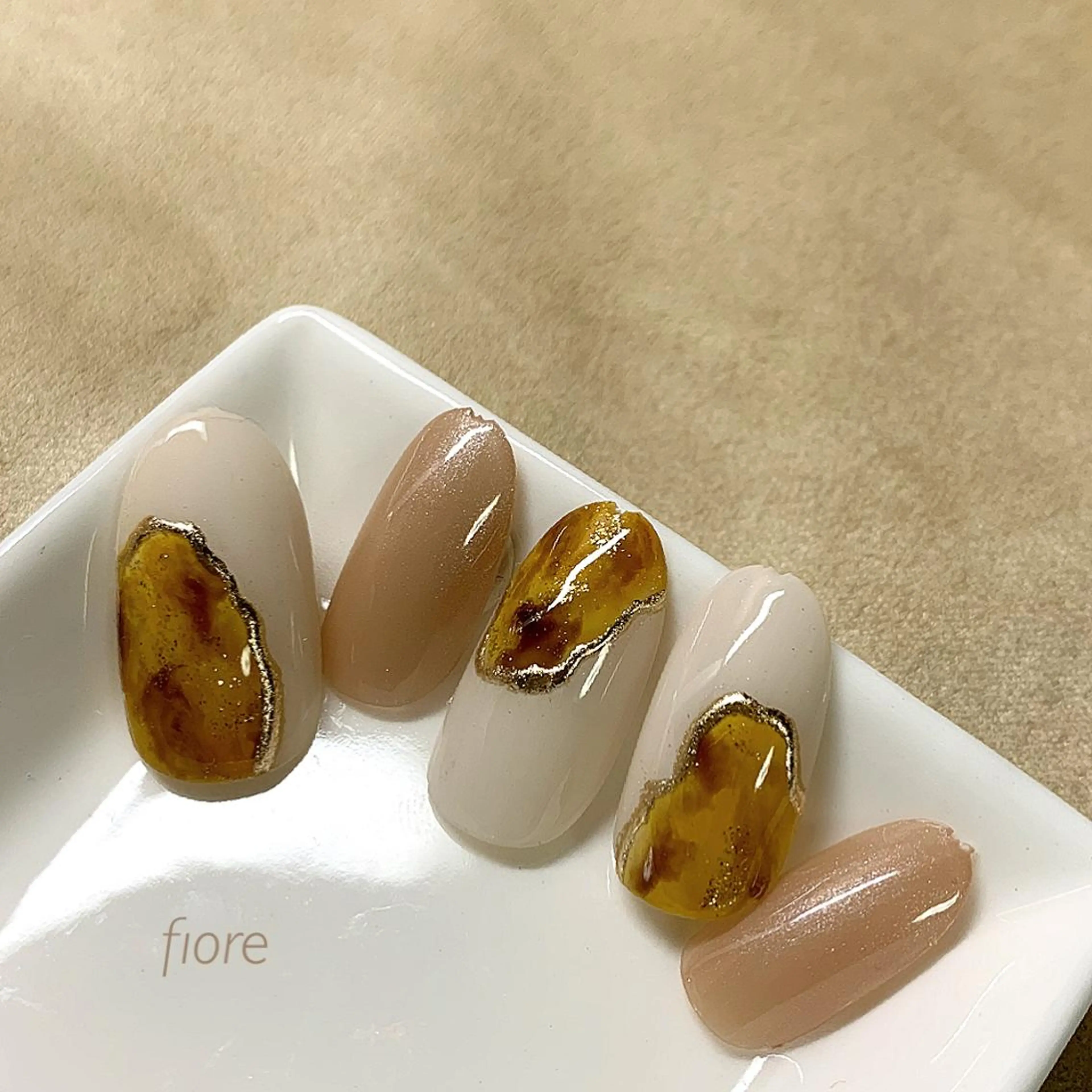 ネイル フィオーレ  fiore所属・fiore みゆきのネイルデザイン