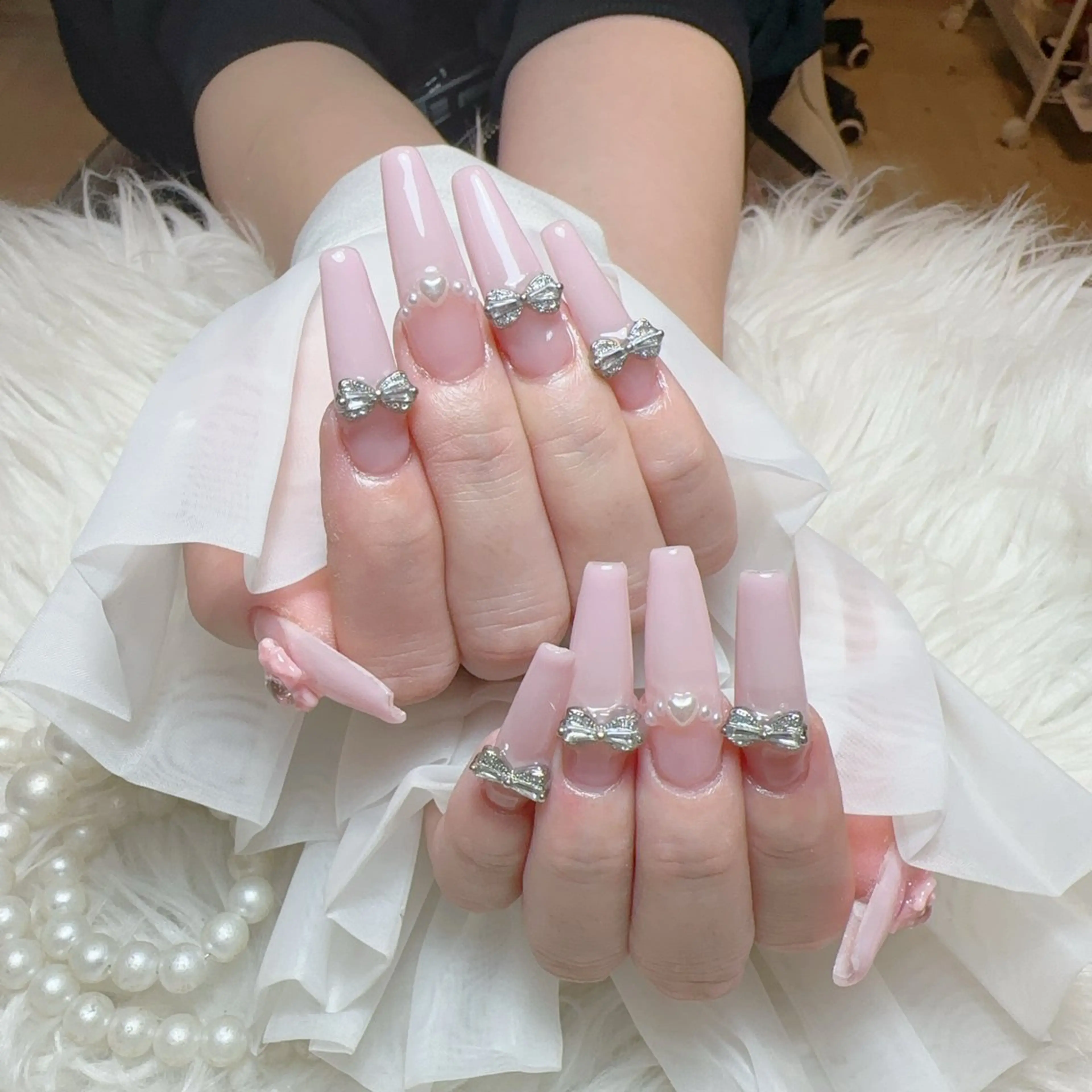 ネイル ハンドネイル ☁️Yun nail KiKi☁️のネイルデザイン