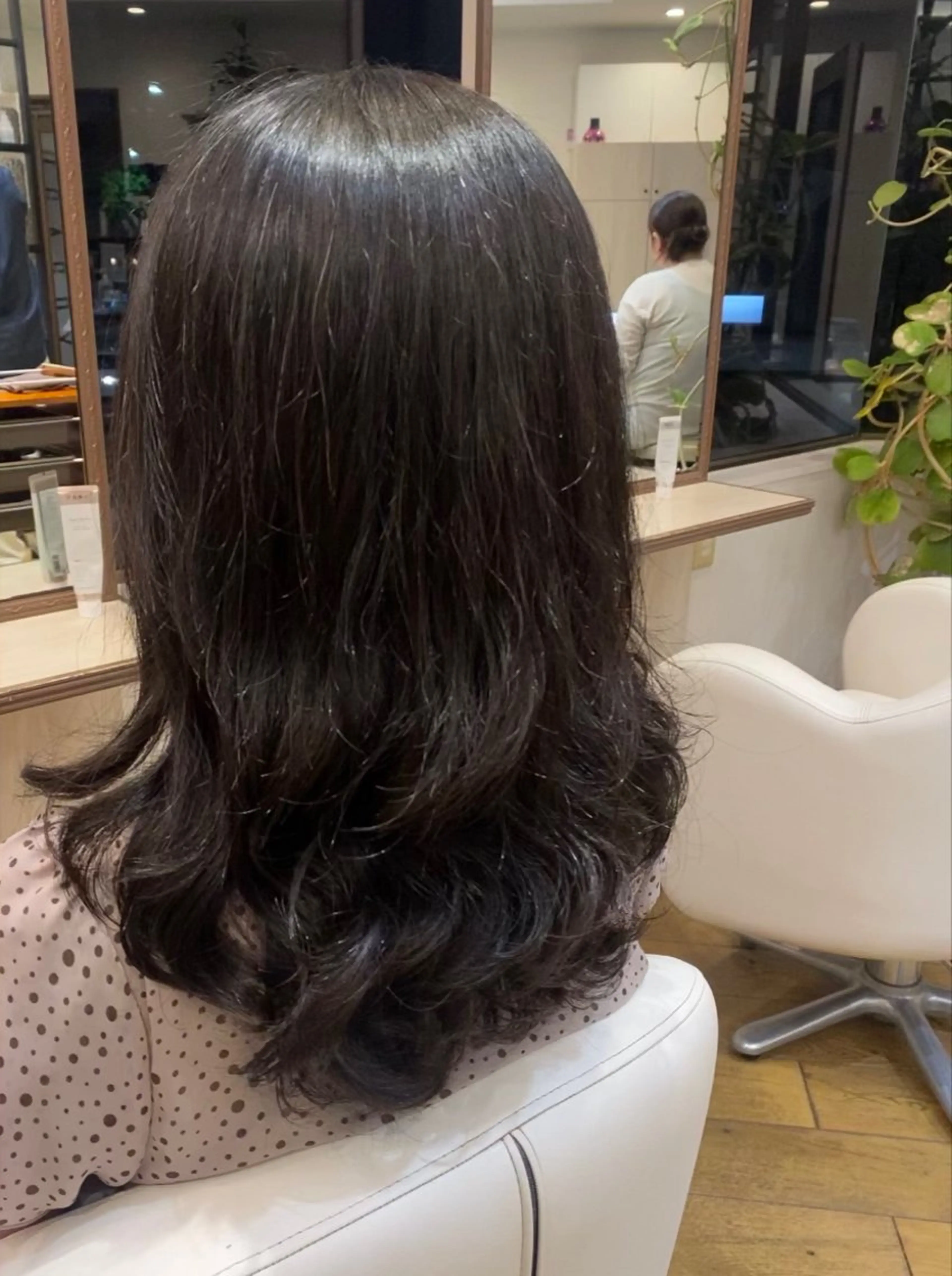 《レディース　ミディアムorロング⭐︎》カット+ パーマ🪐の写真