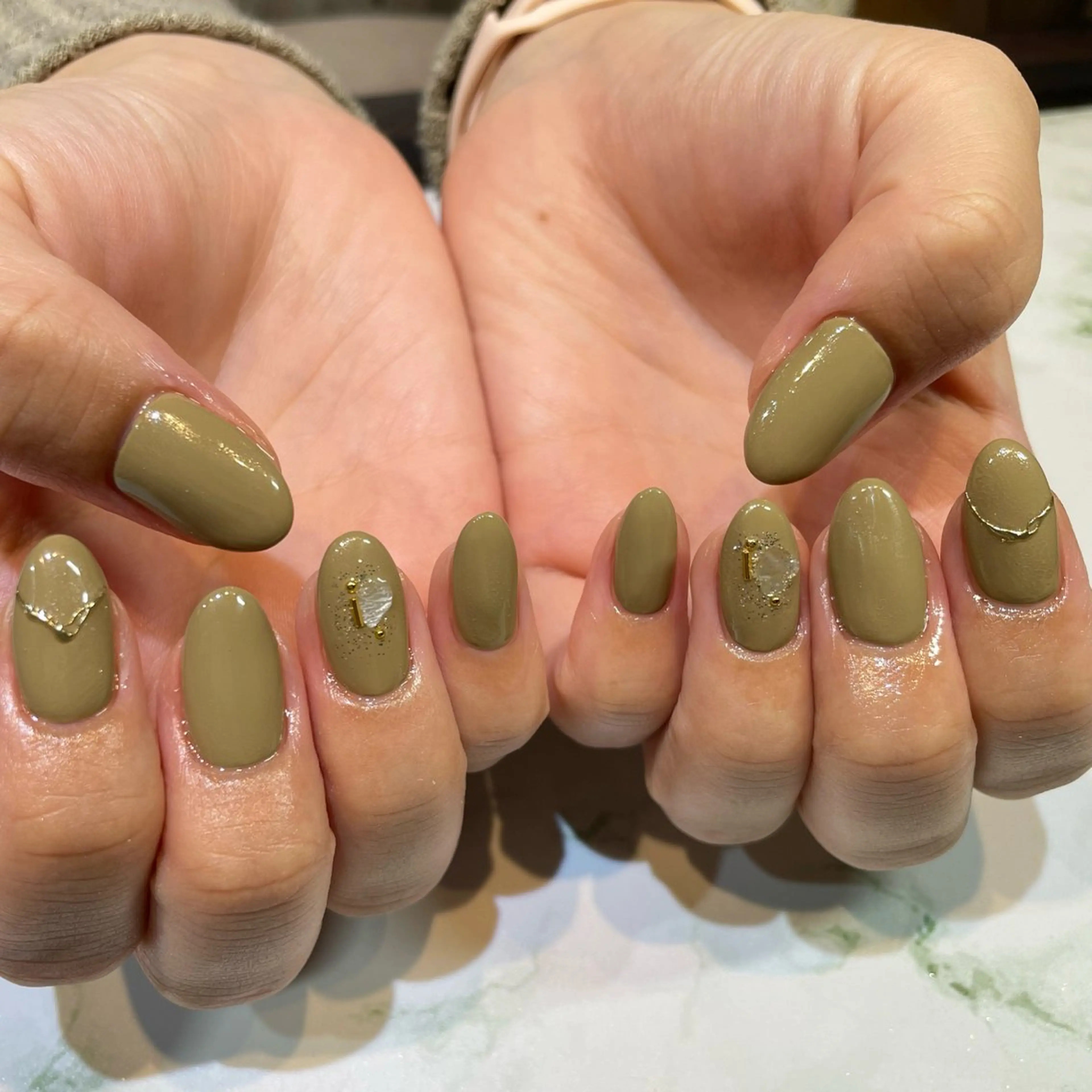 ネイル シンプルネイル ハンドネイル 糀屋 彩奈のネイルデザイン