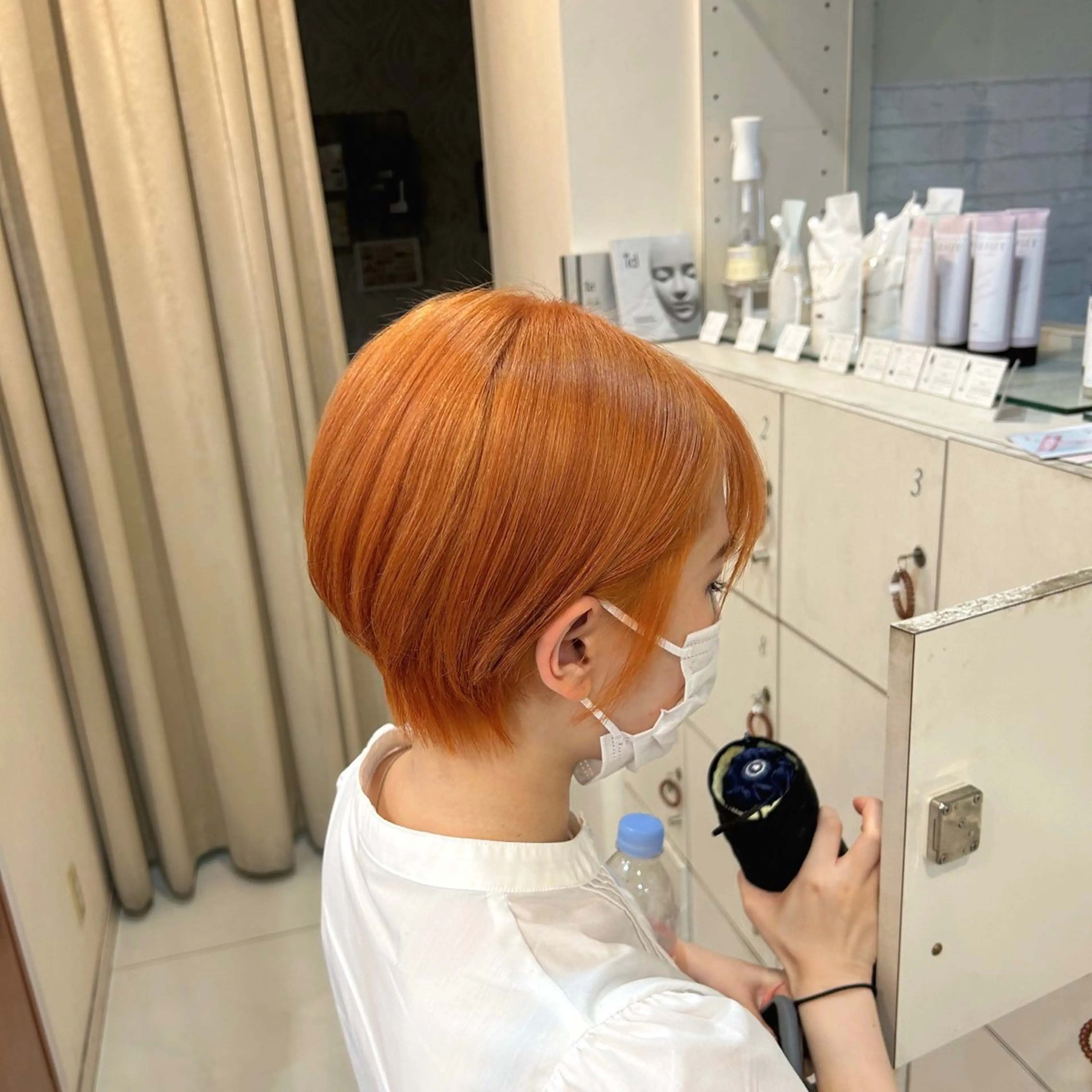 ショート カラー nakano amiのヘアスタイル