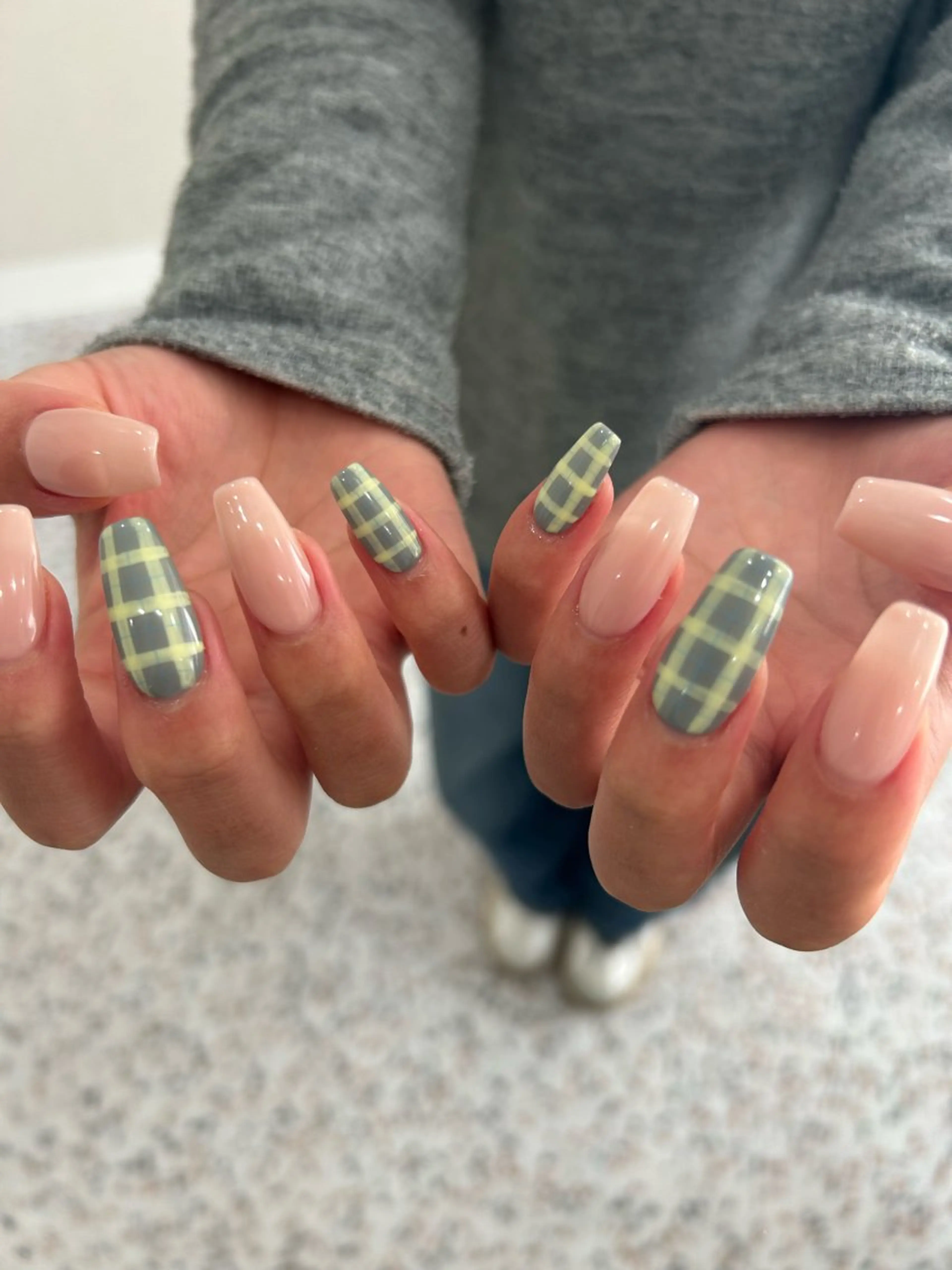 ネイル ハンドネイル snazzy所属・小松 千冬のネイルデザイン