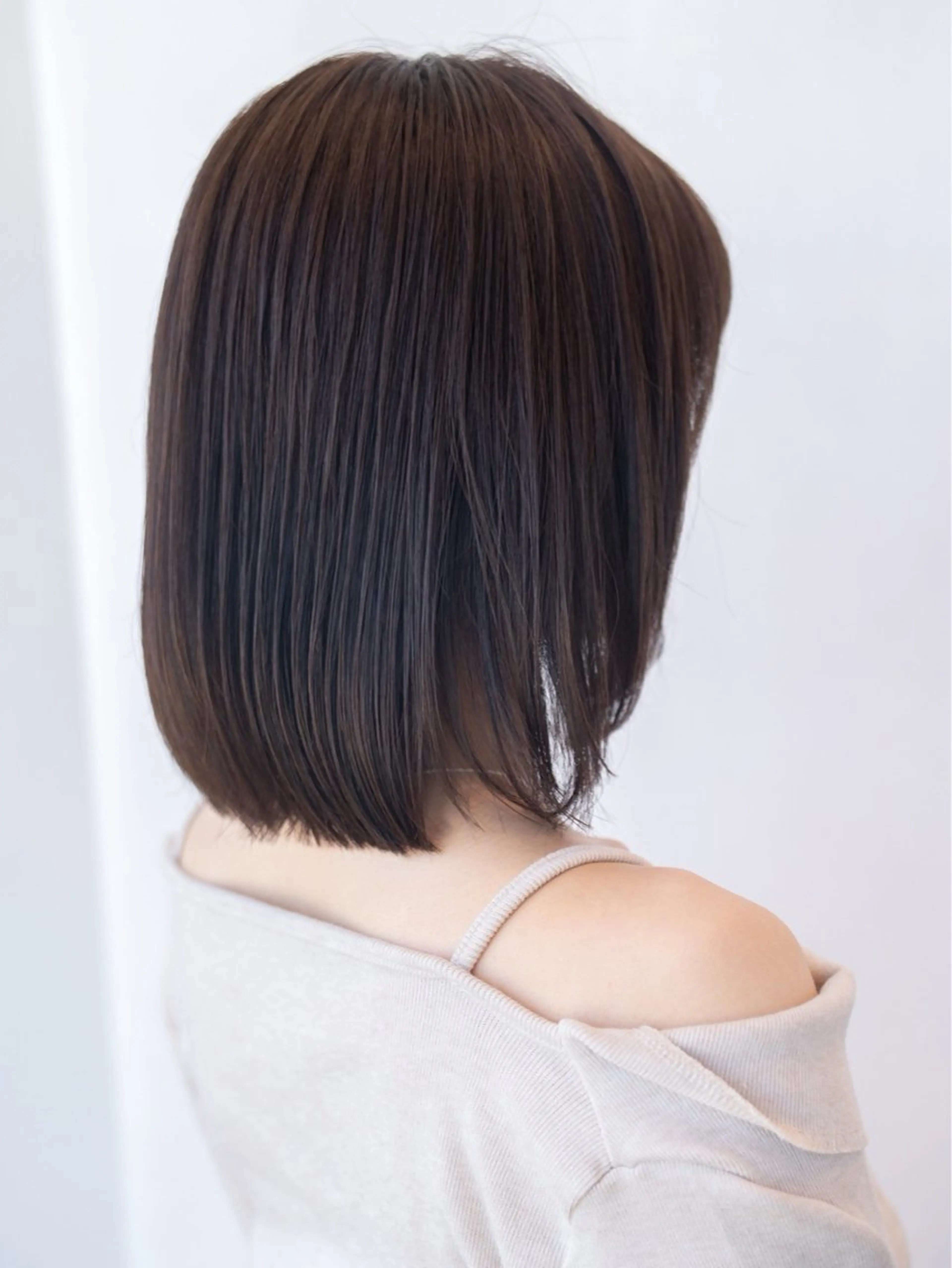 ミディアム 切りっぱなしボブ ボブレイヤー ボブ レイヤーカット カット ヘアカラー トリートメント フルノコウキ/新宿/ レイヤーボブ/韓国風のヘアスタイル