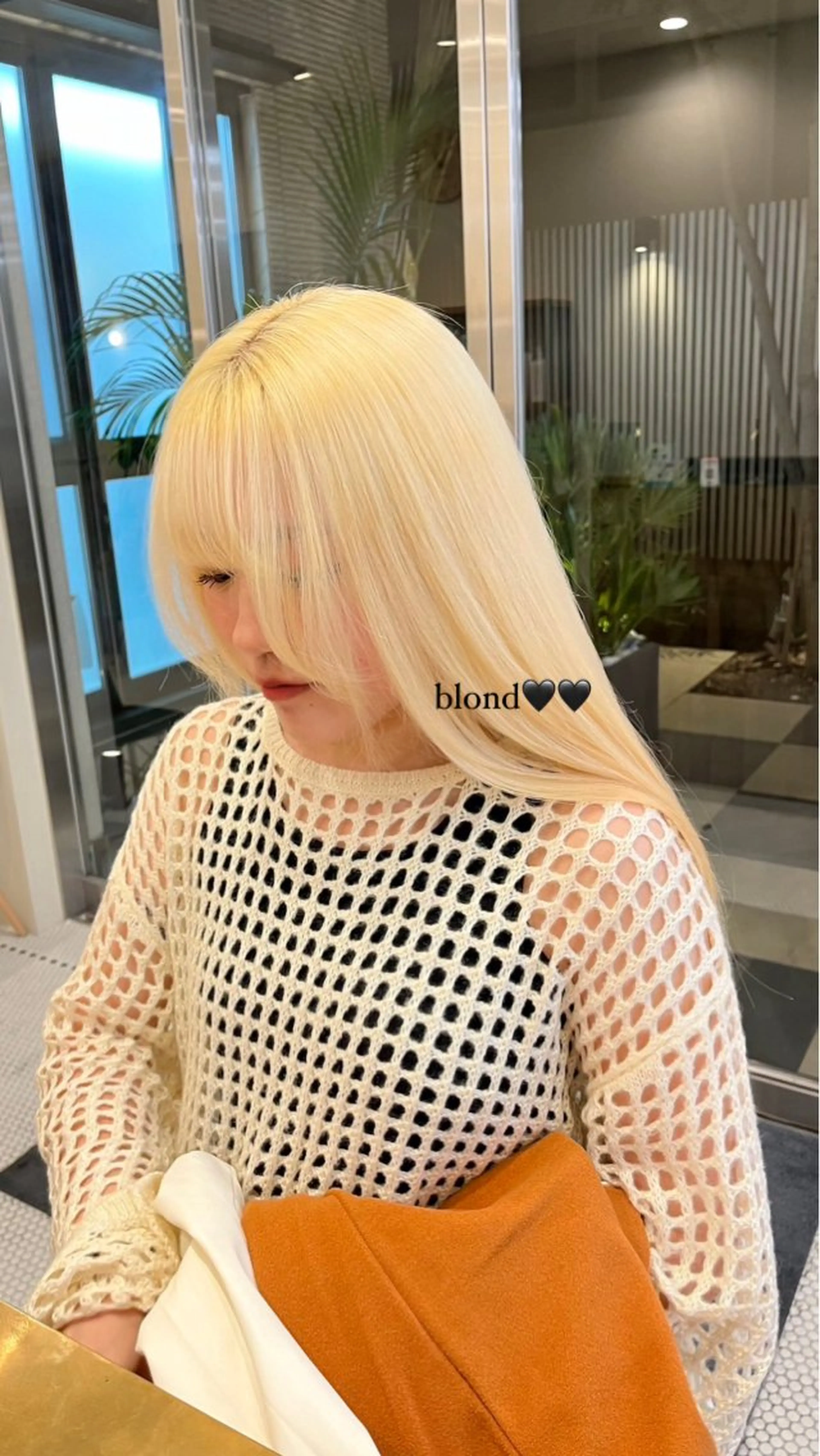 カラー ブリーチ 抜きっぱなしブロンド レイヤーカット🫧 🎀Tomoka🎀のヘアスタイル