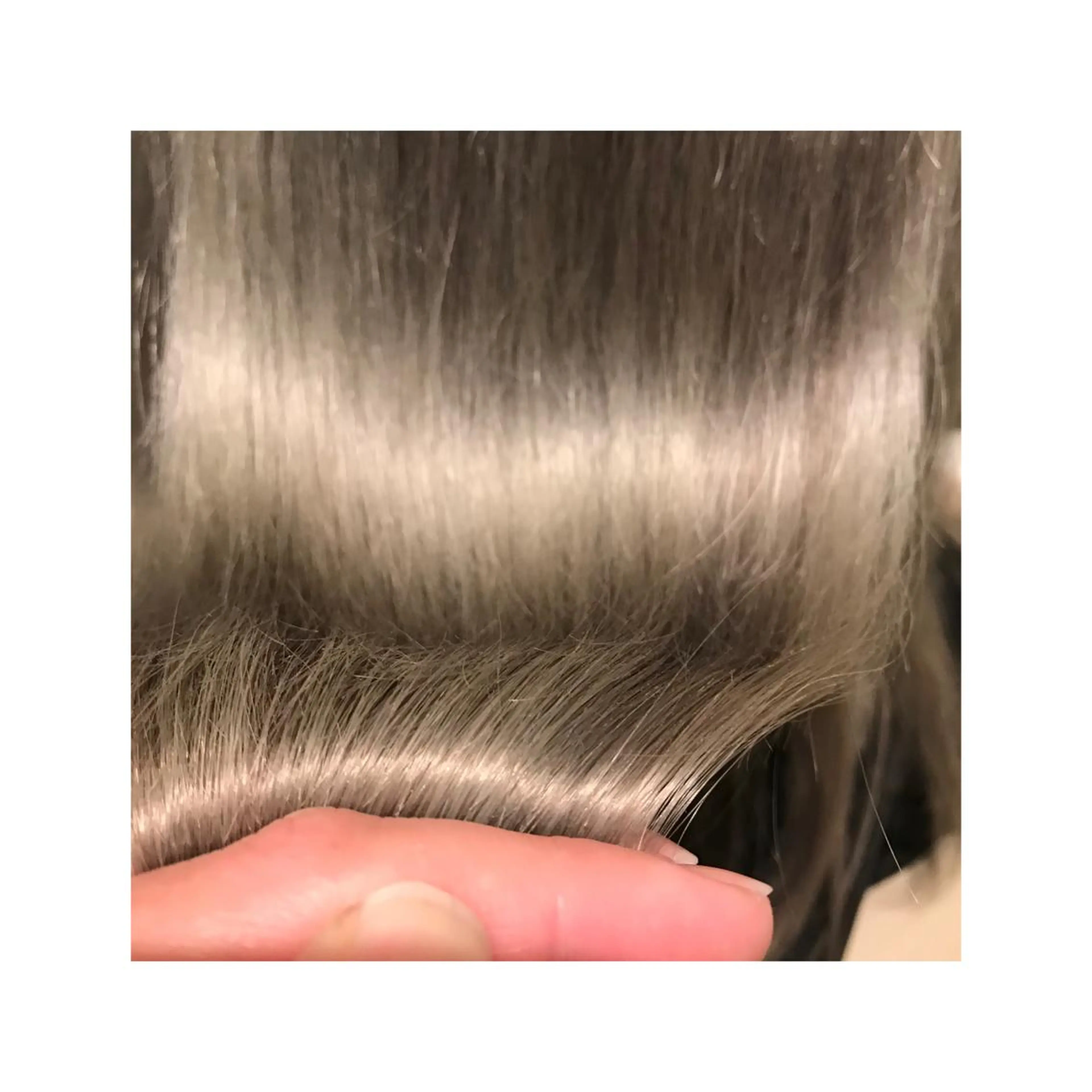 ミディアム タカノ アツコのヘアスタイル