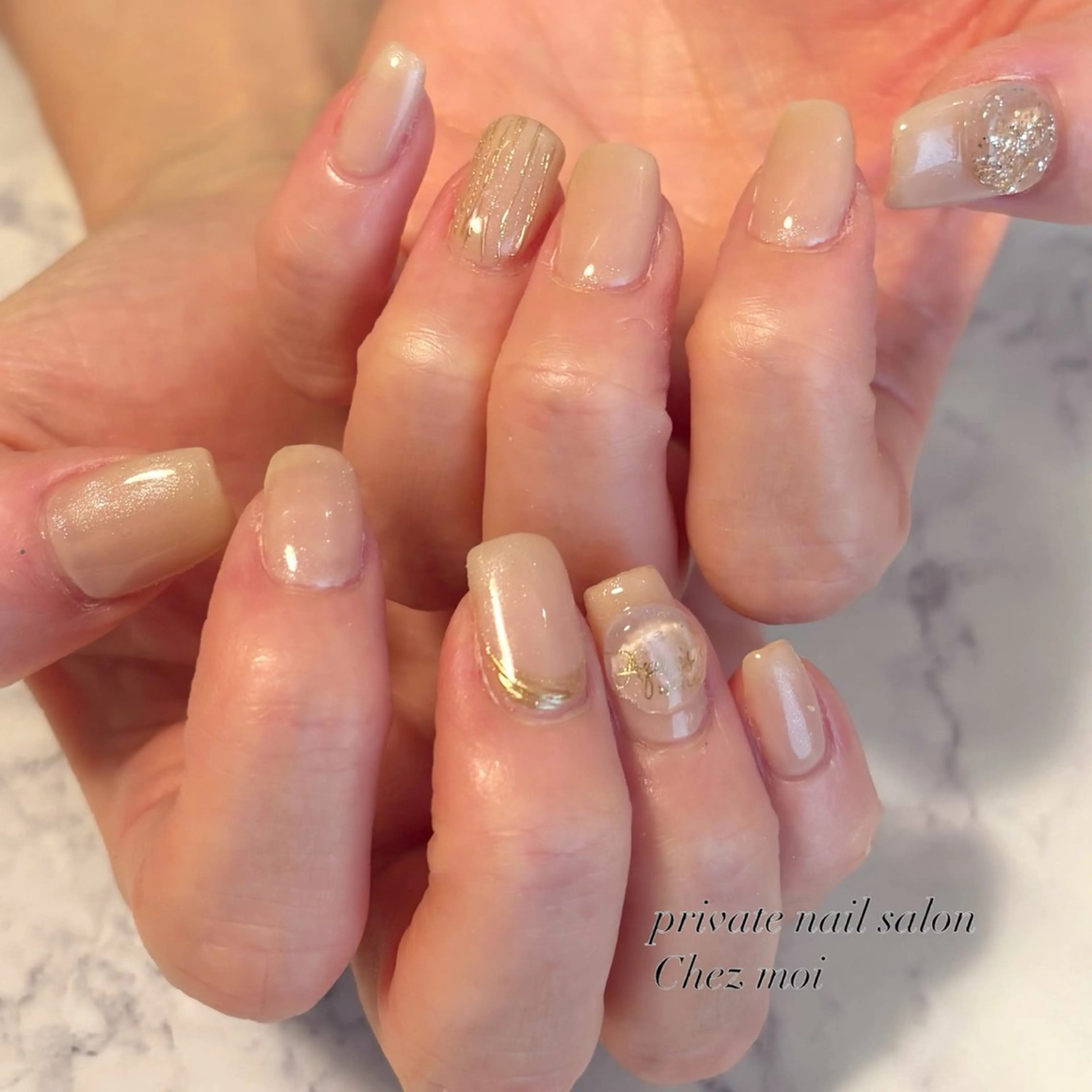 ネイル KOMINE TOMOKOのネイルデザイン