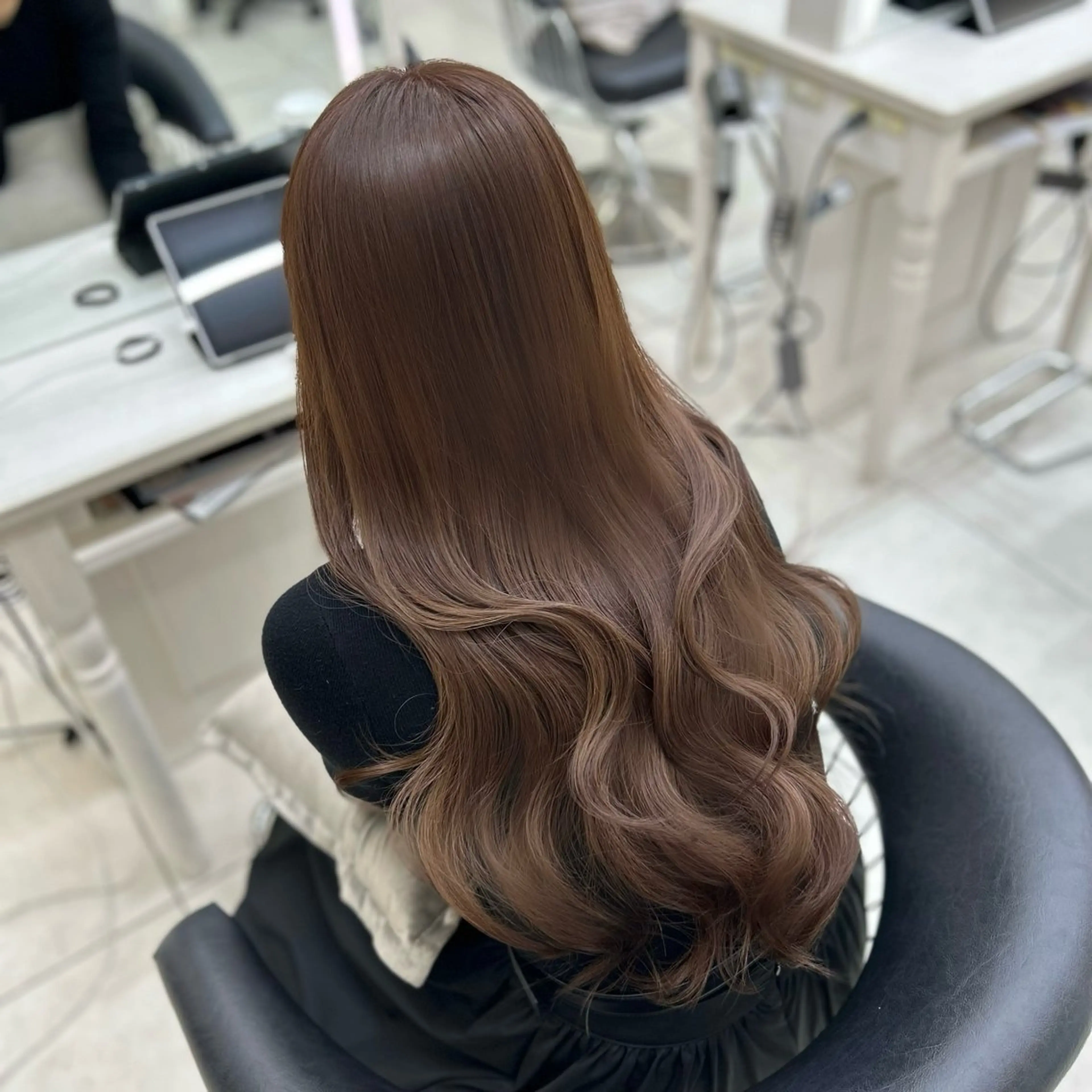 セミロング カット ヘアカラー コノミ🪞銀座/ 韓国×透明感カラーのヘアスタイル